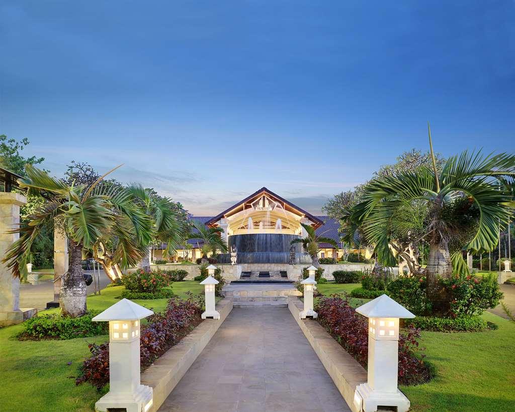 Discovery Kartika Plaza 5*