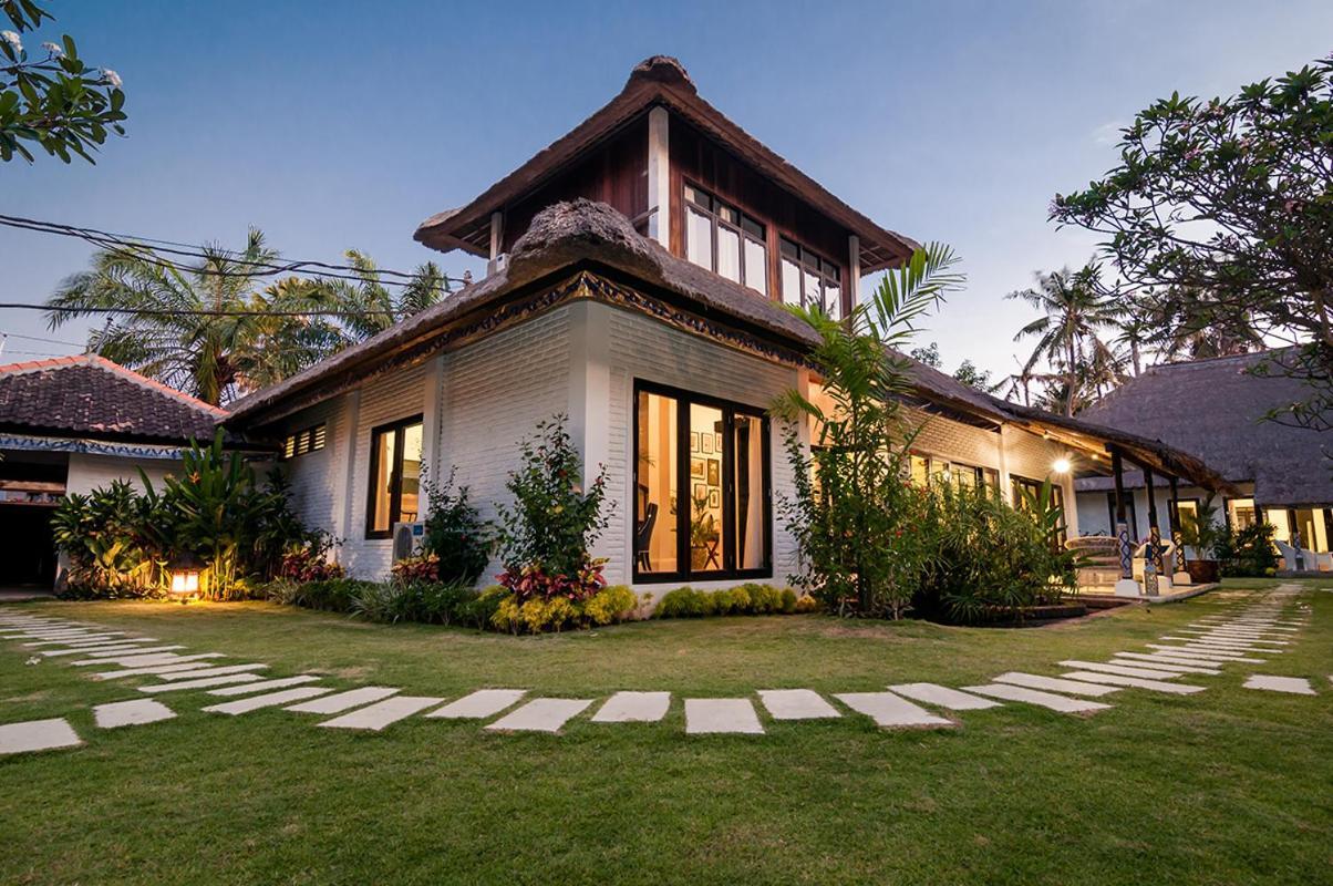 The Indies Estate Villa *