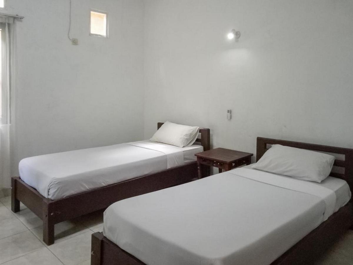 Daton House Near Bali Zoo Ubud Mitra Reddoorz Hotel 2*