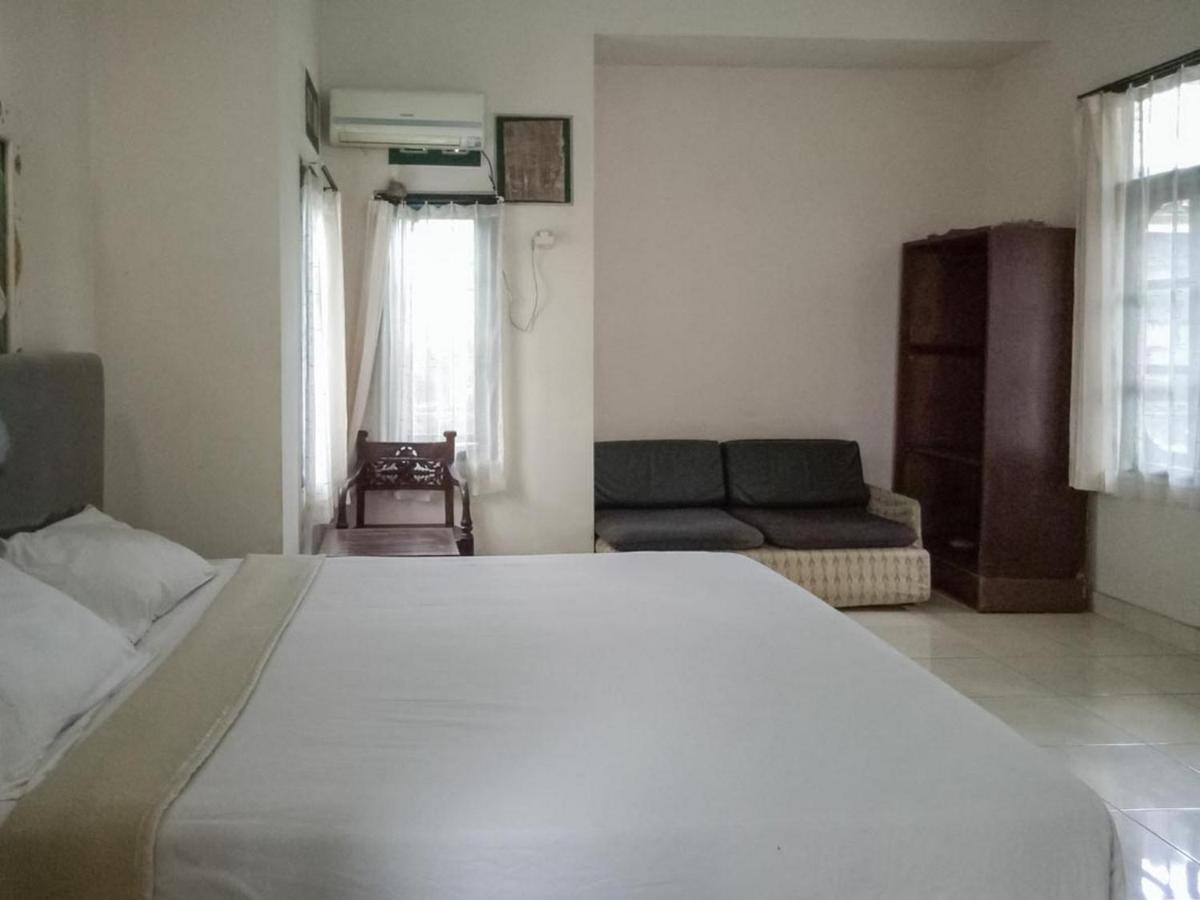 Daton House Near Bali Zoo Ubud Mitra Reddoorz Hotel Darmasaba