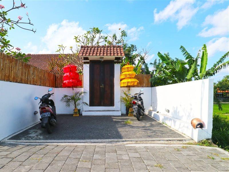 Pererenan Nengah Guest house 2*