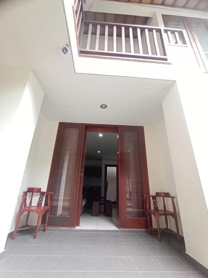 Sekuta Aparthotel 3*