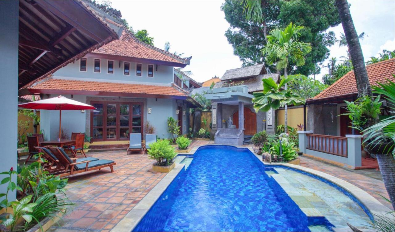 Villa Naga Maya Legian (Bali)