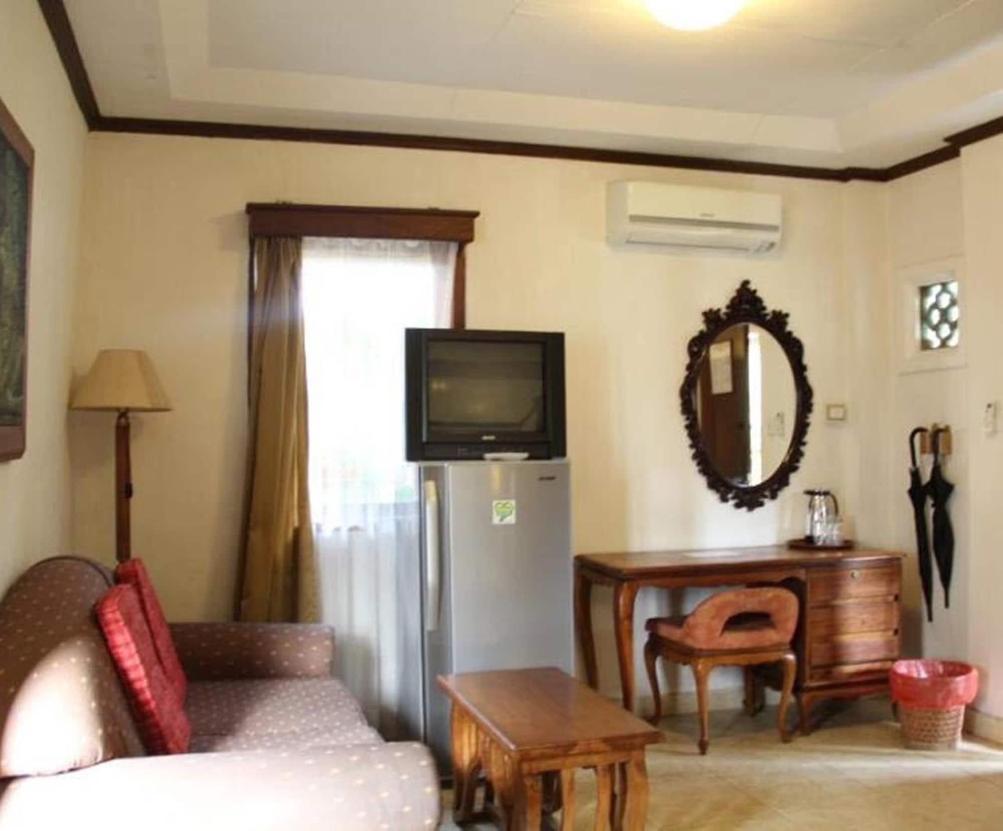 Gazebo Beach 3* Sanur (Bali)