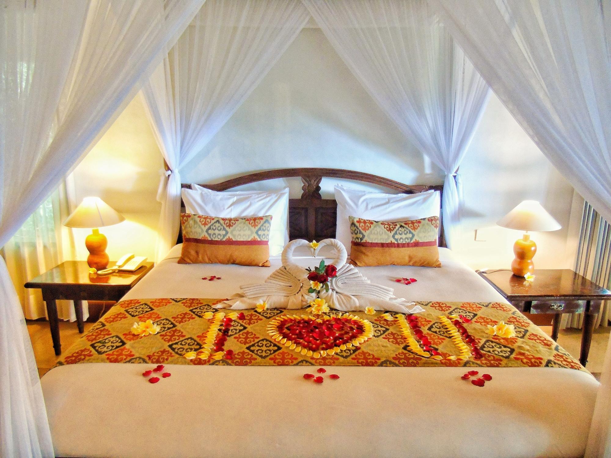 Kori Resort, Restaurant & Resort