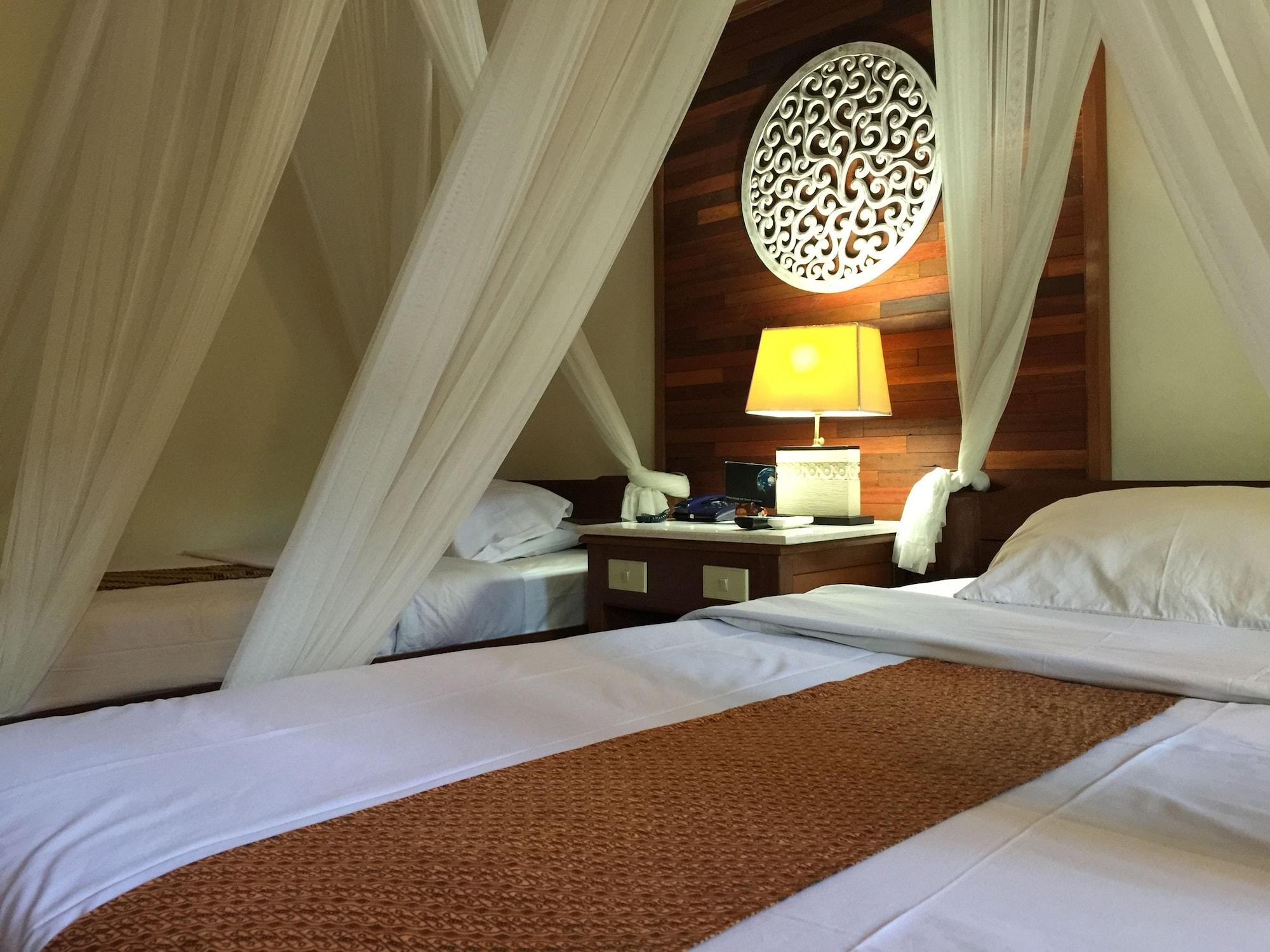 Bumi Ayu Hotel 3*
