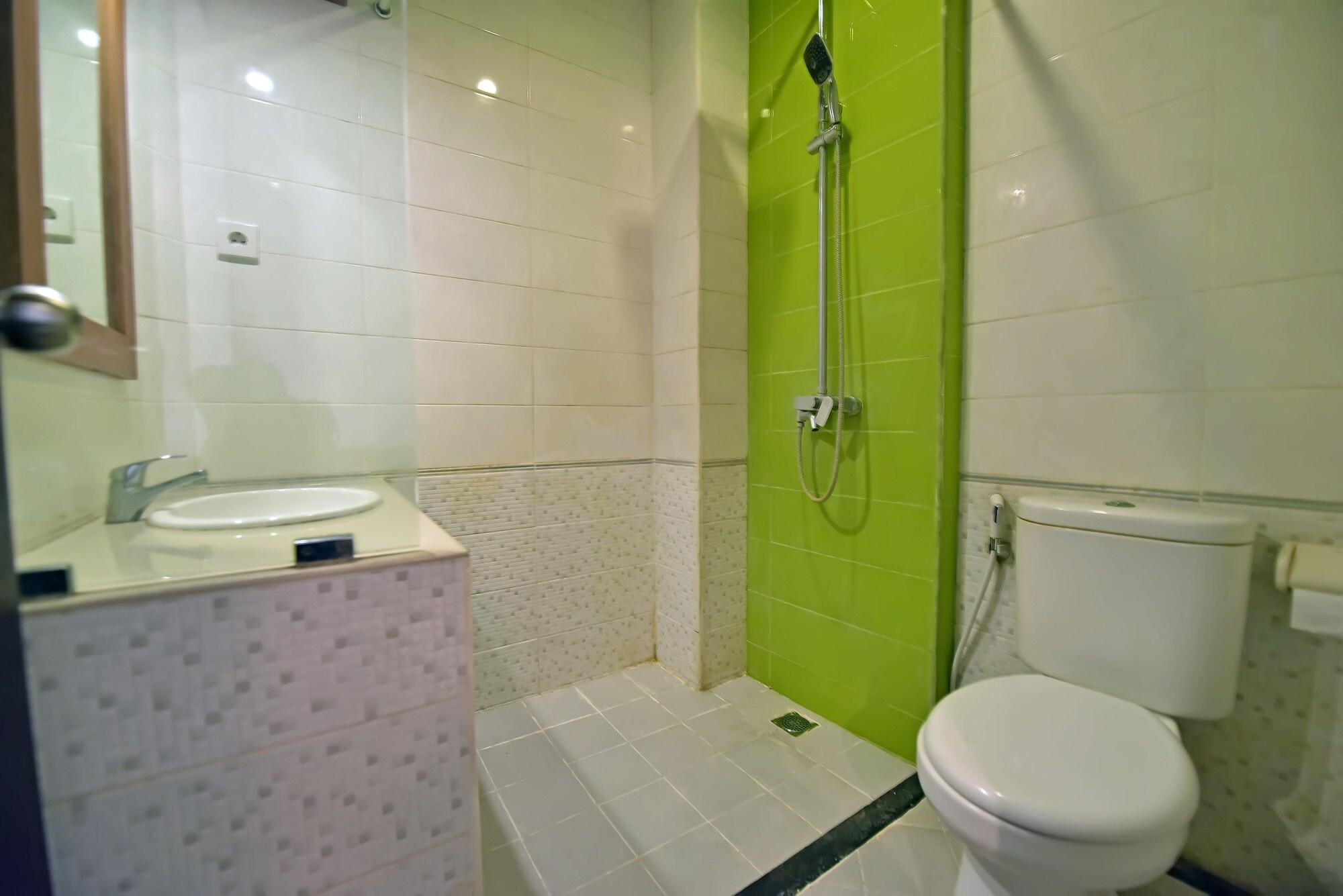 Sandat Kuta Hotel 3*