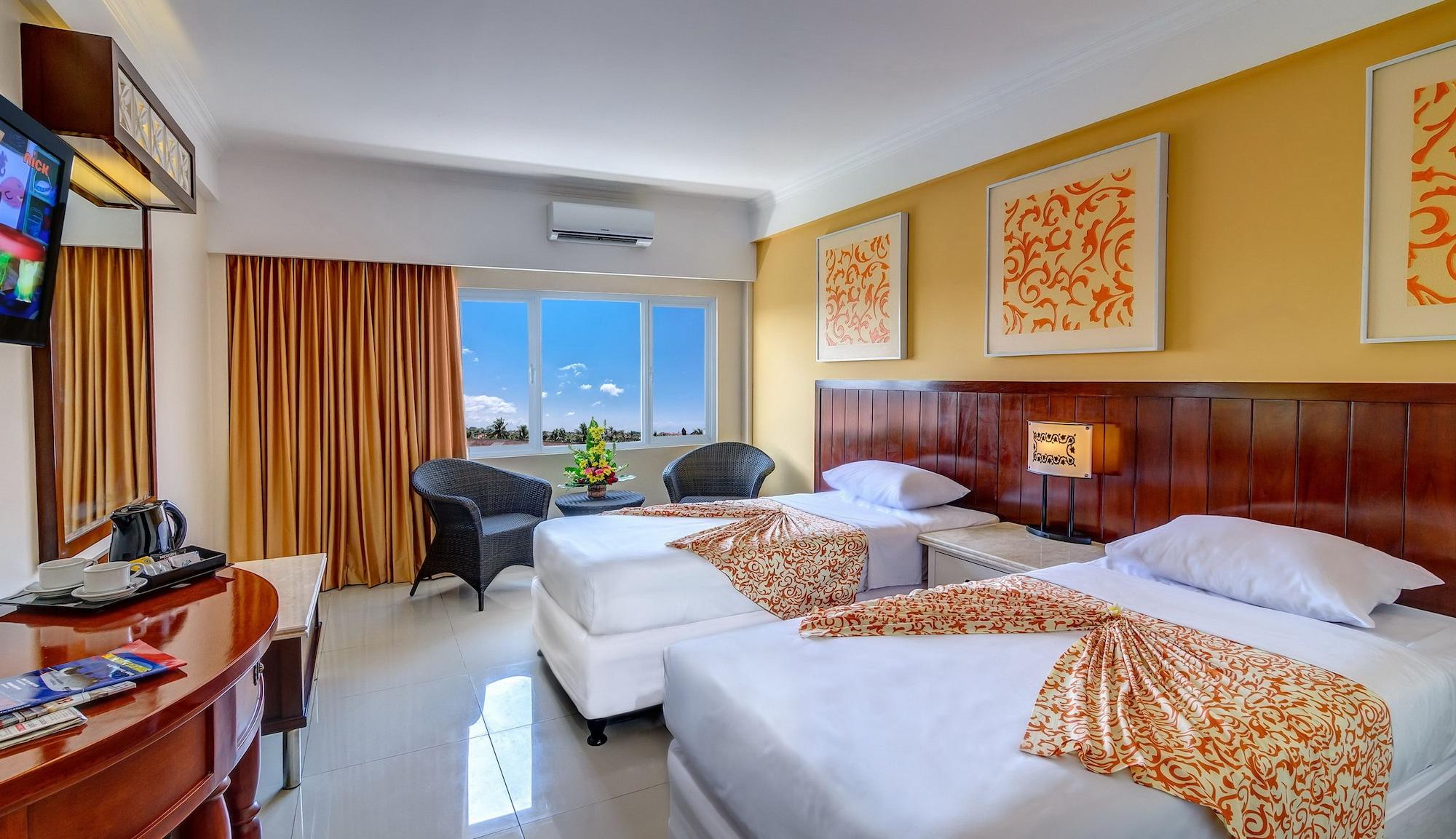 Hotel Kuta One Party 3*