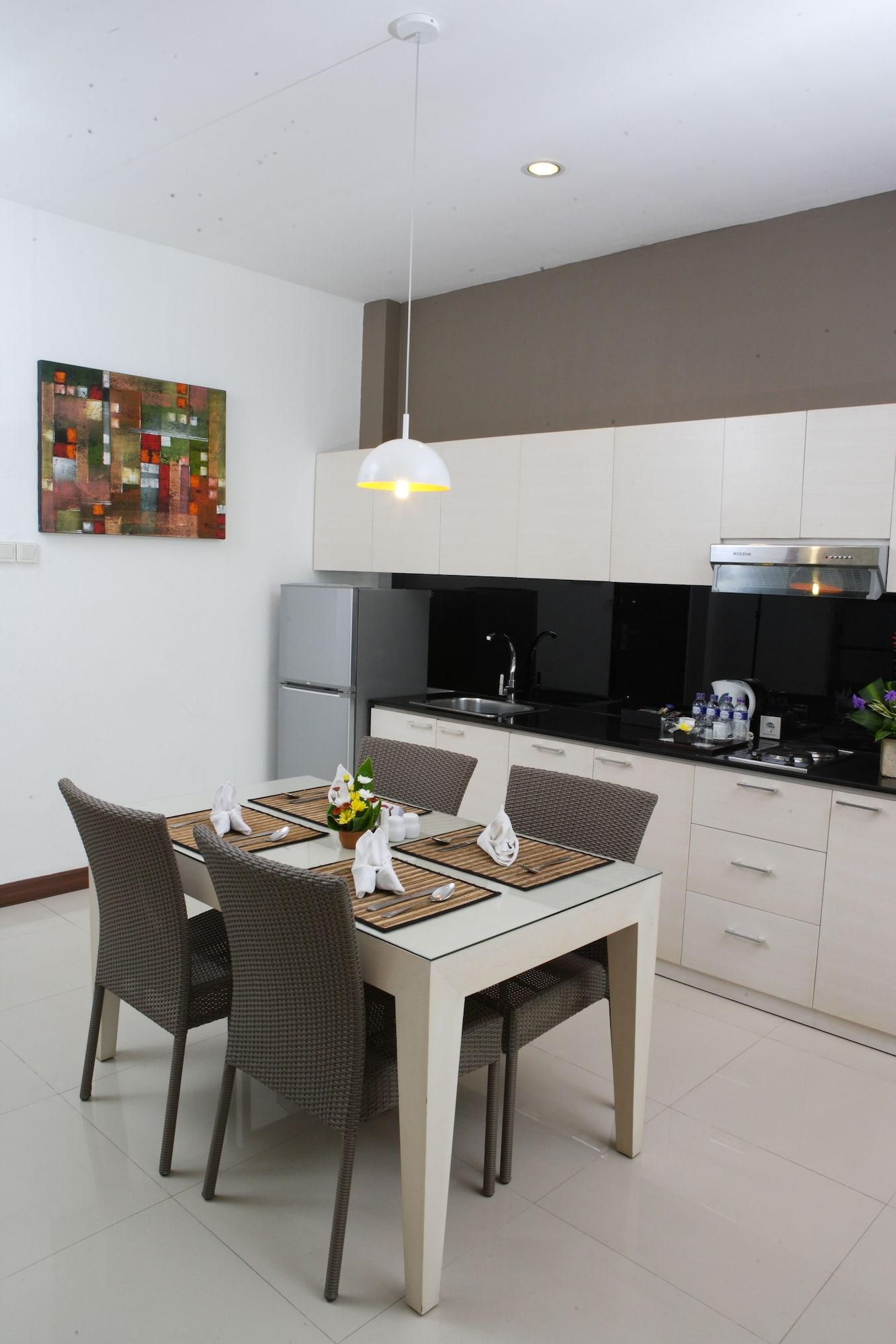 Aparthotel Umalas &
