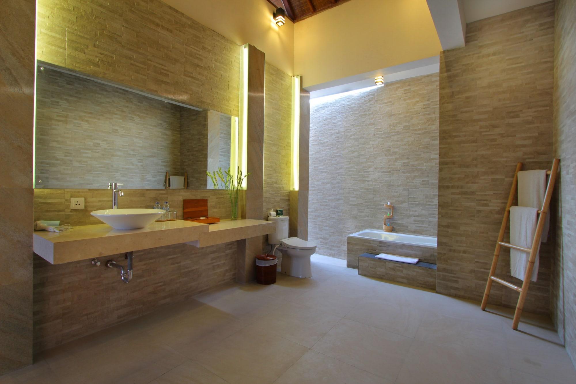 Resor Bali Nyuh Gading Luxury &