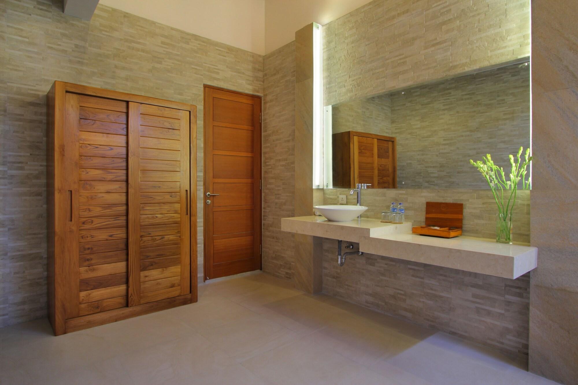 Bali Nyuh Gading Luxury & Resor 3*
