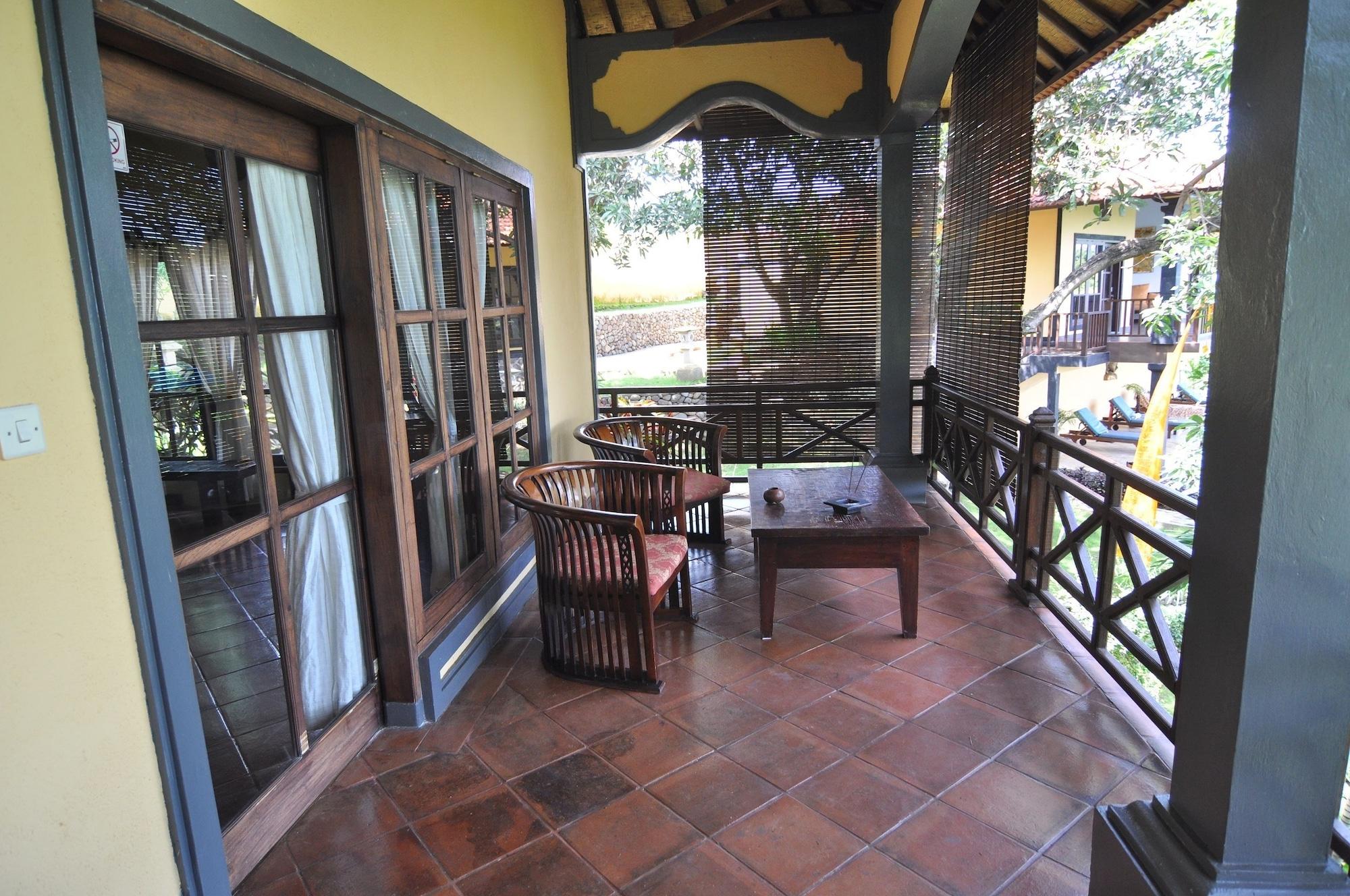 Puri Mangga Sea View And 4* Lovina (Bali)
