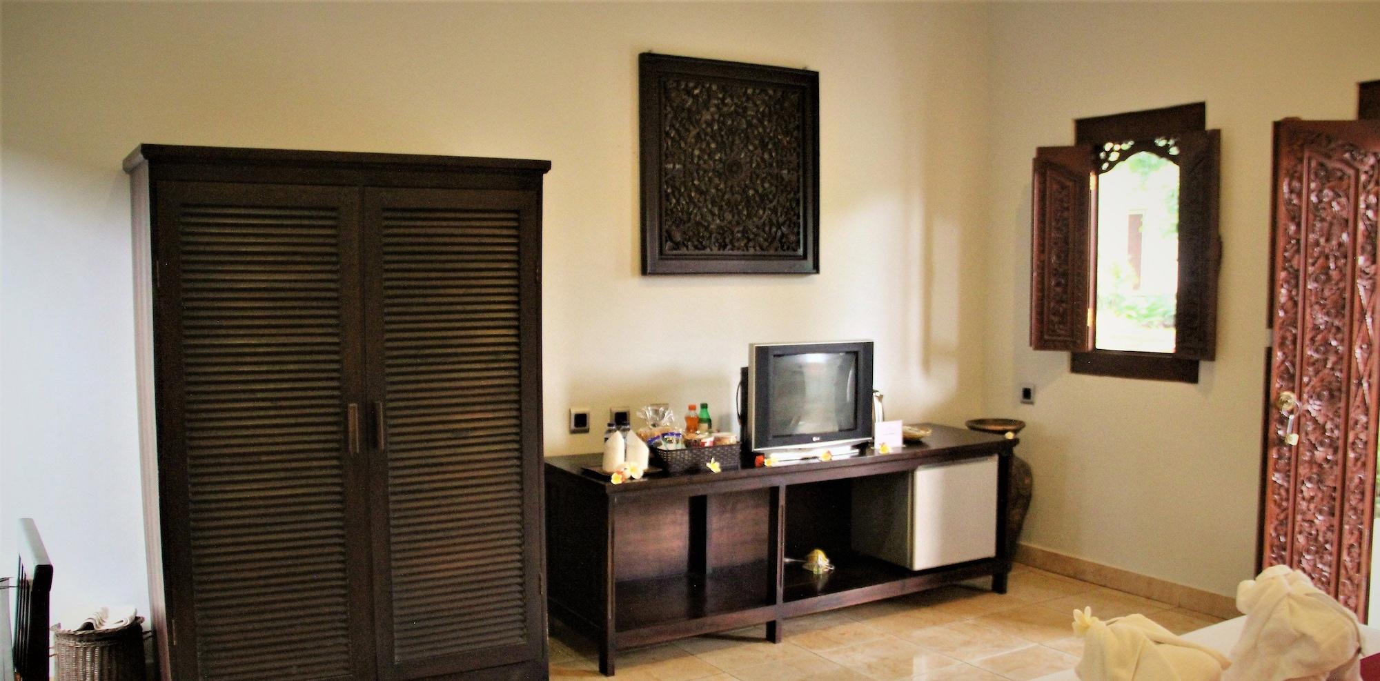 Bali Nibbana Holiday park 3*