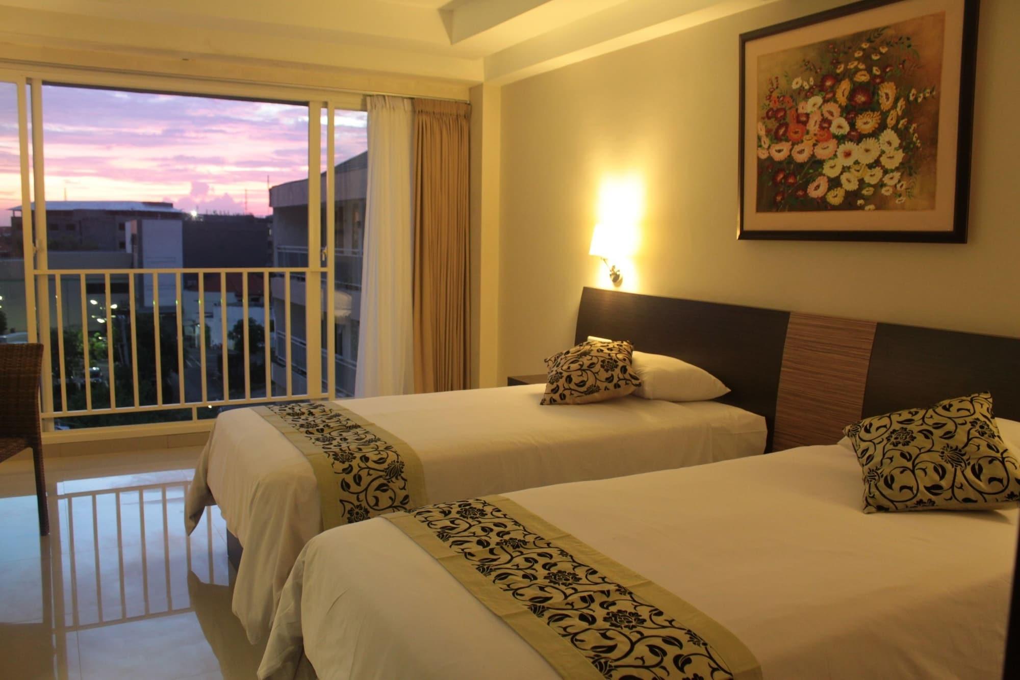 Hotel Losari Sunset