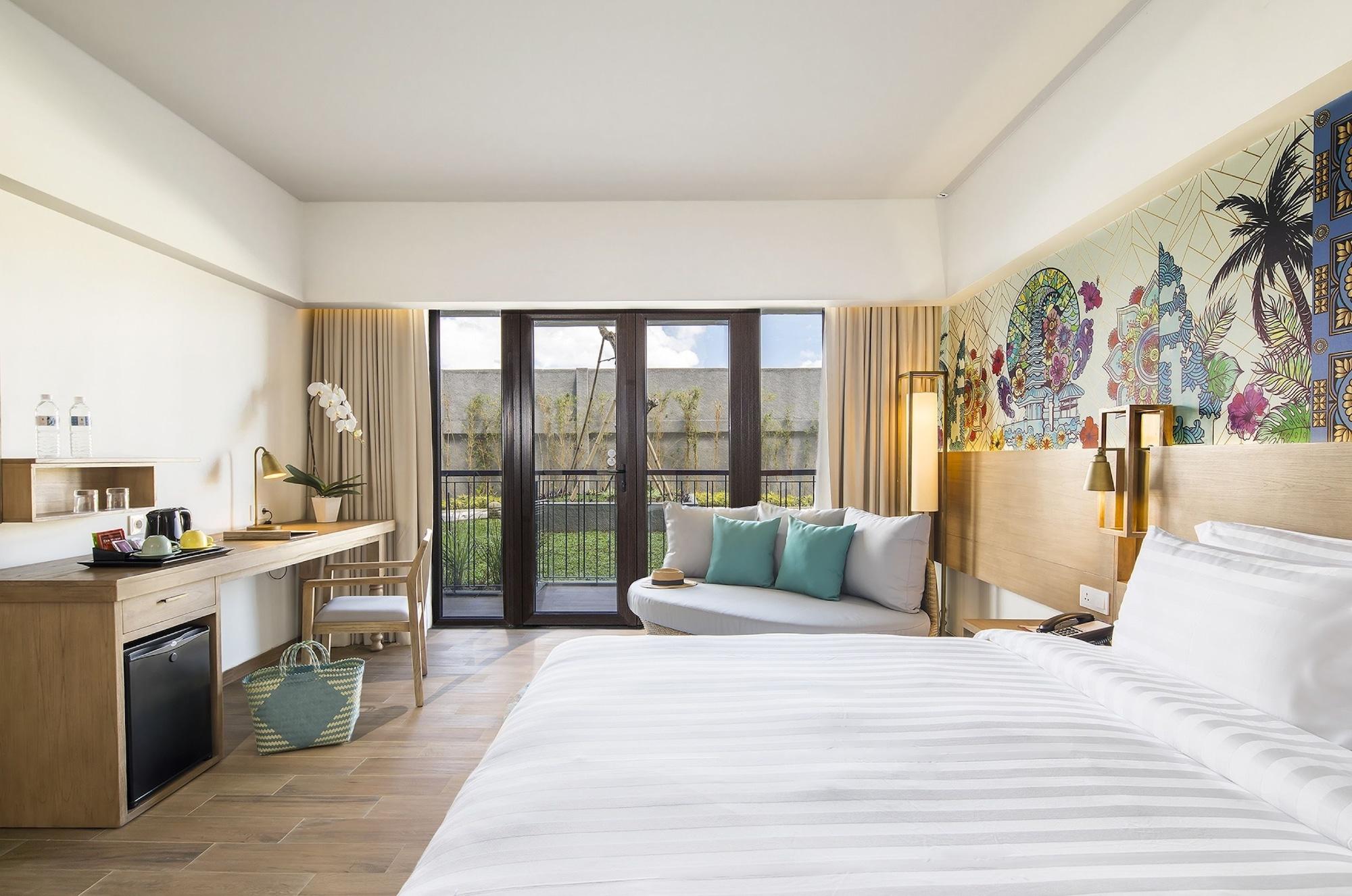 Eastin Ashta Hotel