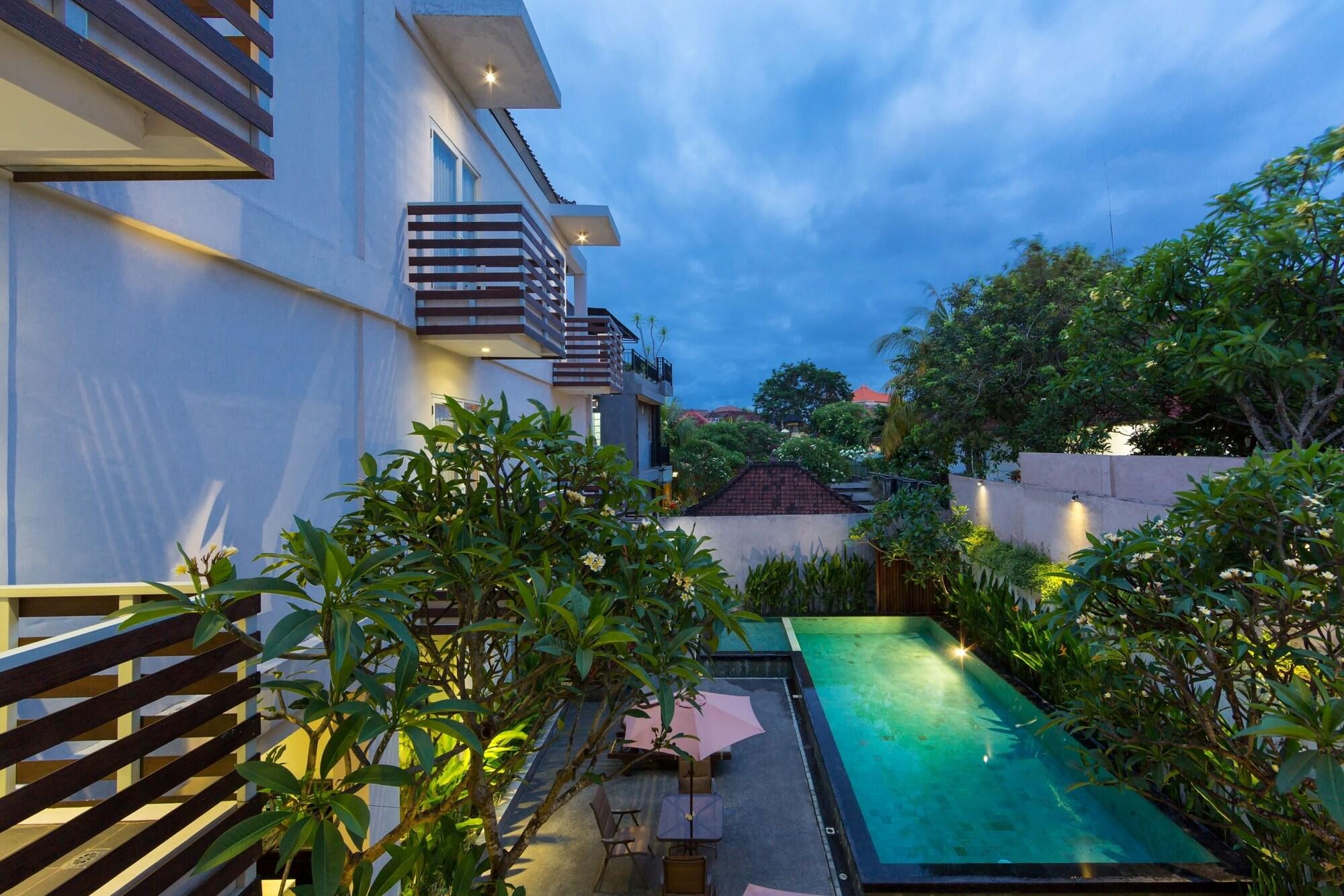 The Rinaya By Ecommerceloka Canggu (Bali)
