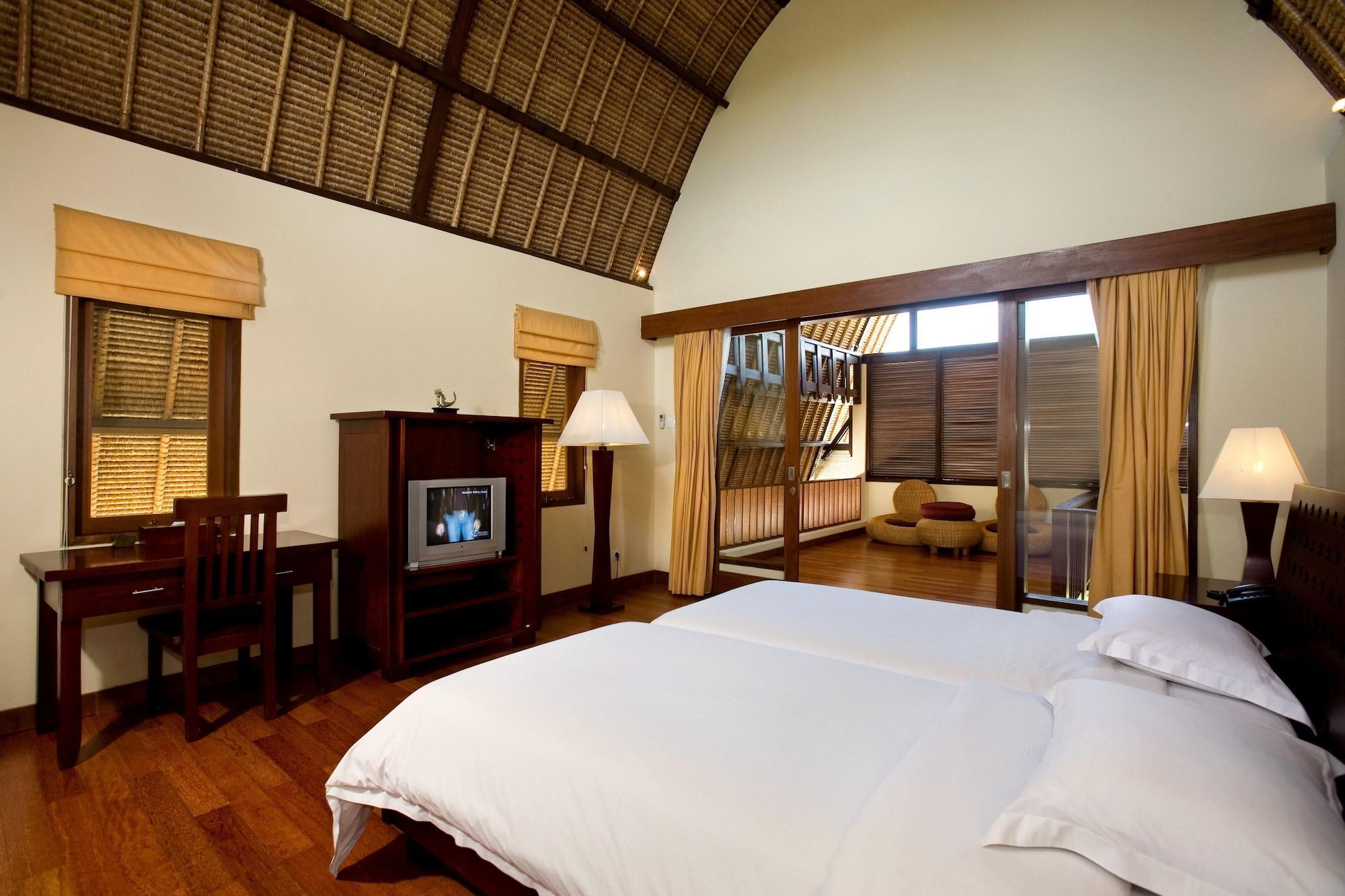 Villa The Mutiara Boutique *