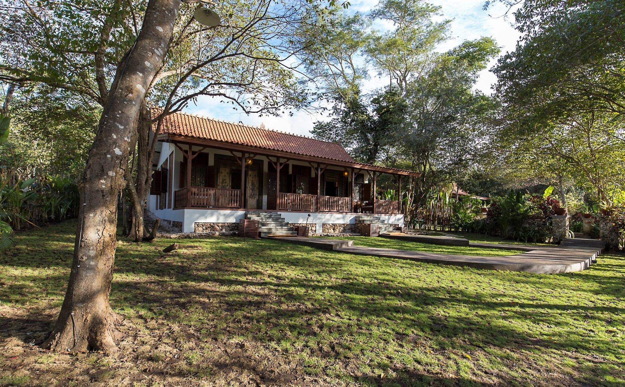 Plataran Menjangan And - Chse Certified Resort Banyuwedang