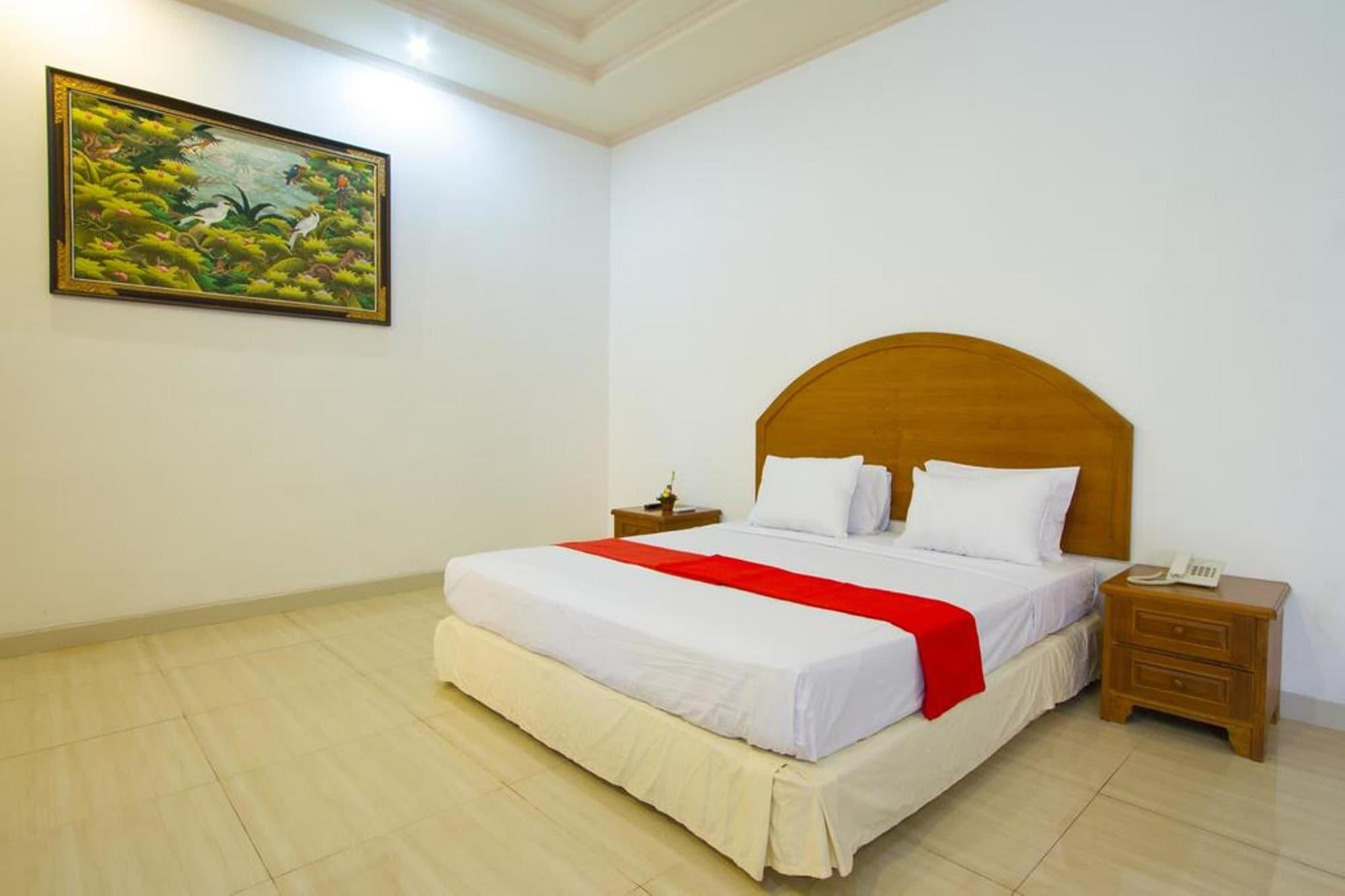 Hotel Oranjje 3*