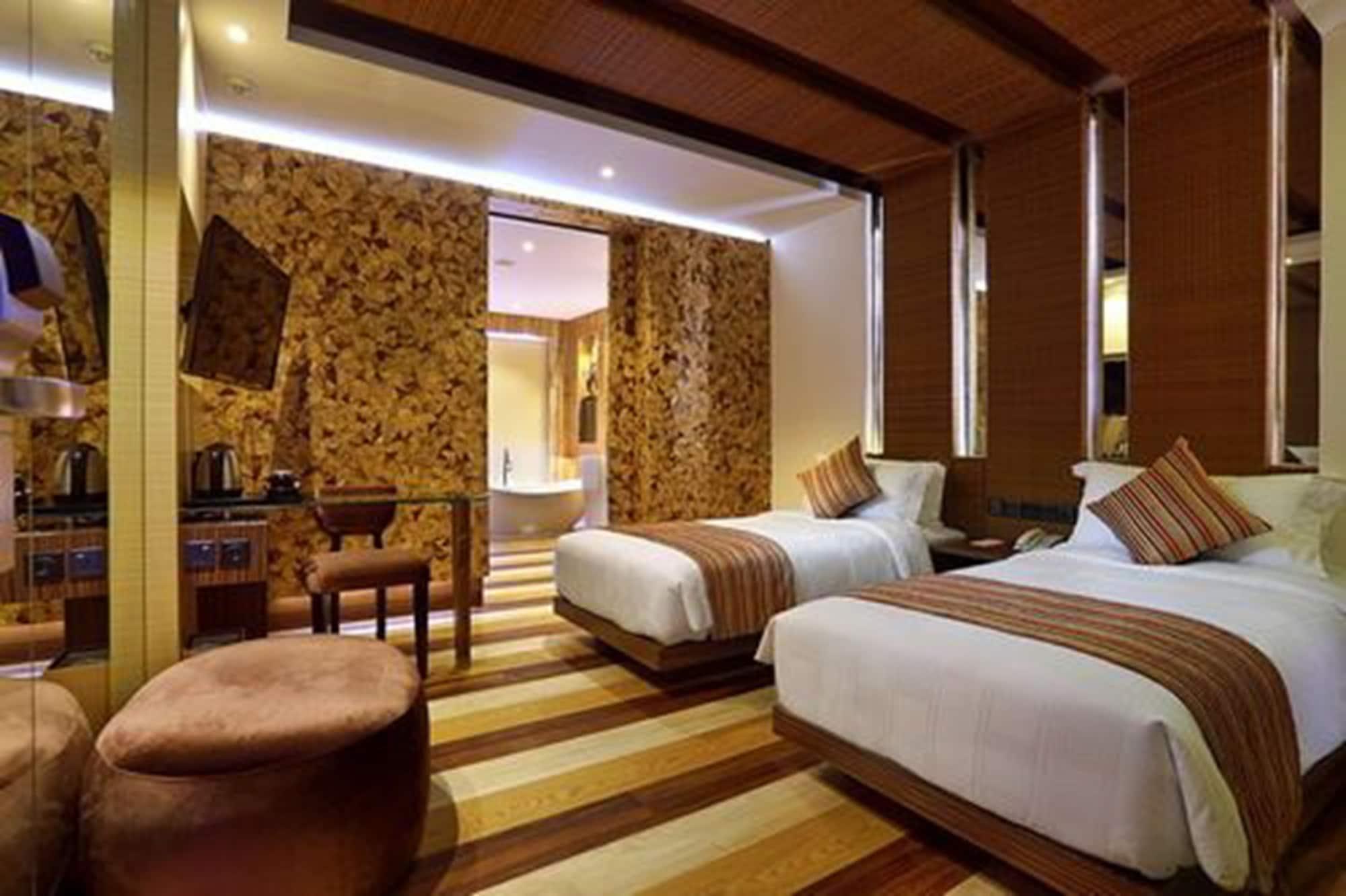 Mega Boutique 4* Kuta (Bali)