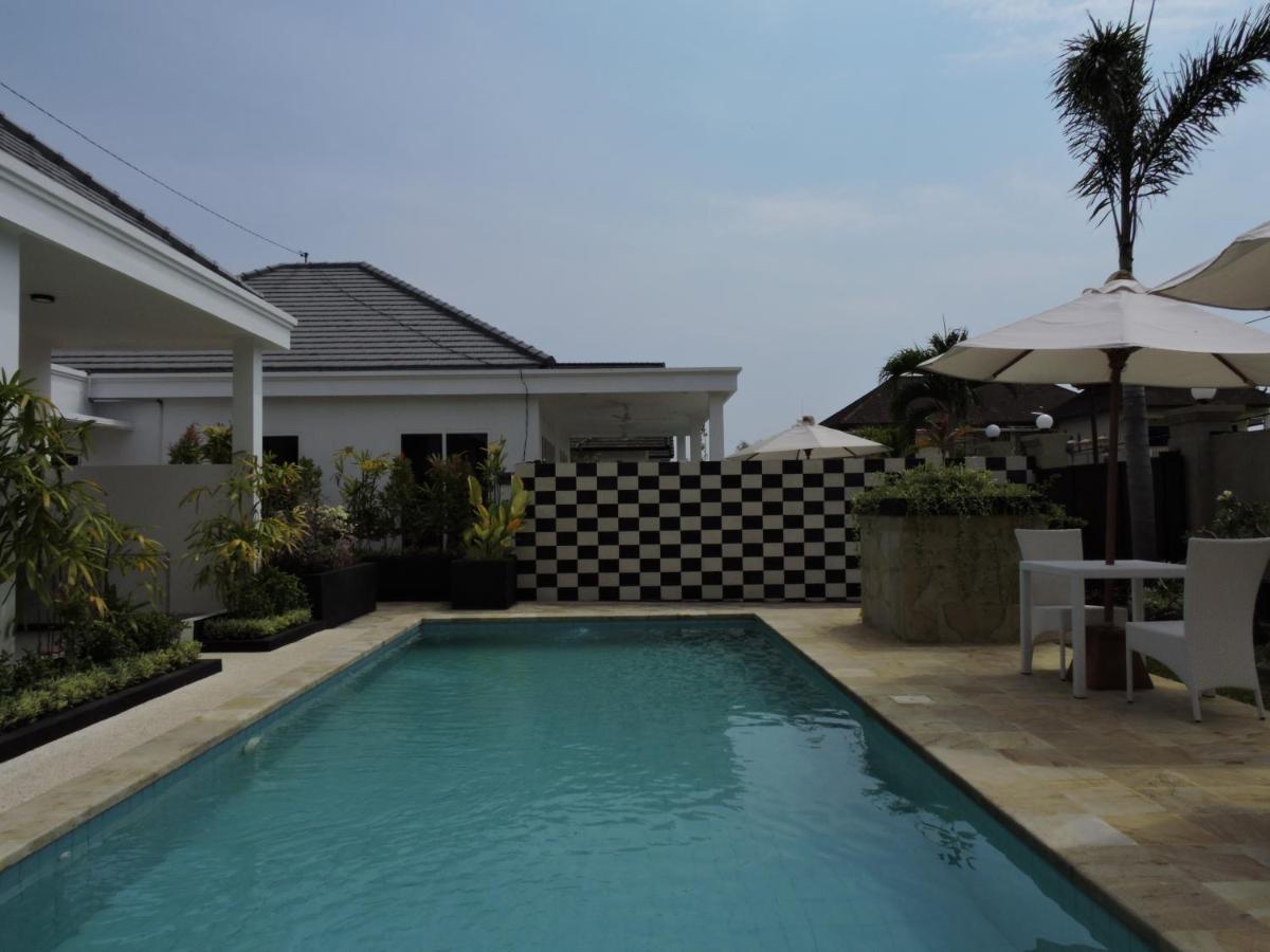 Kartika 2* Lovina (Bali)
