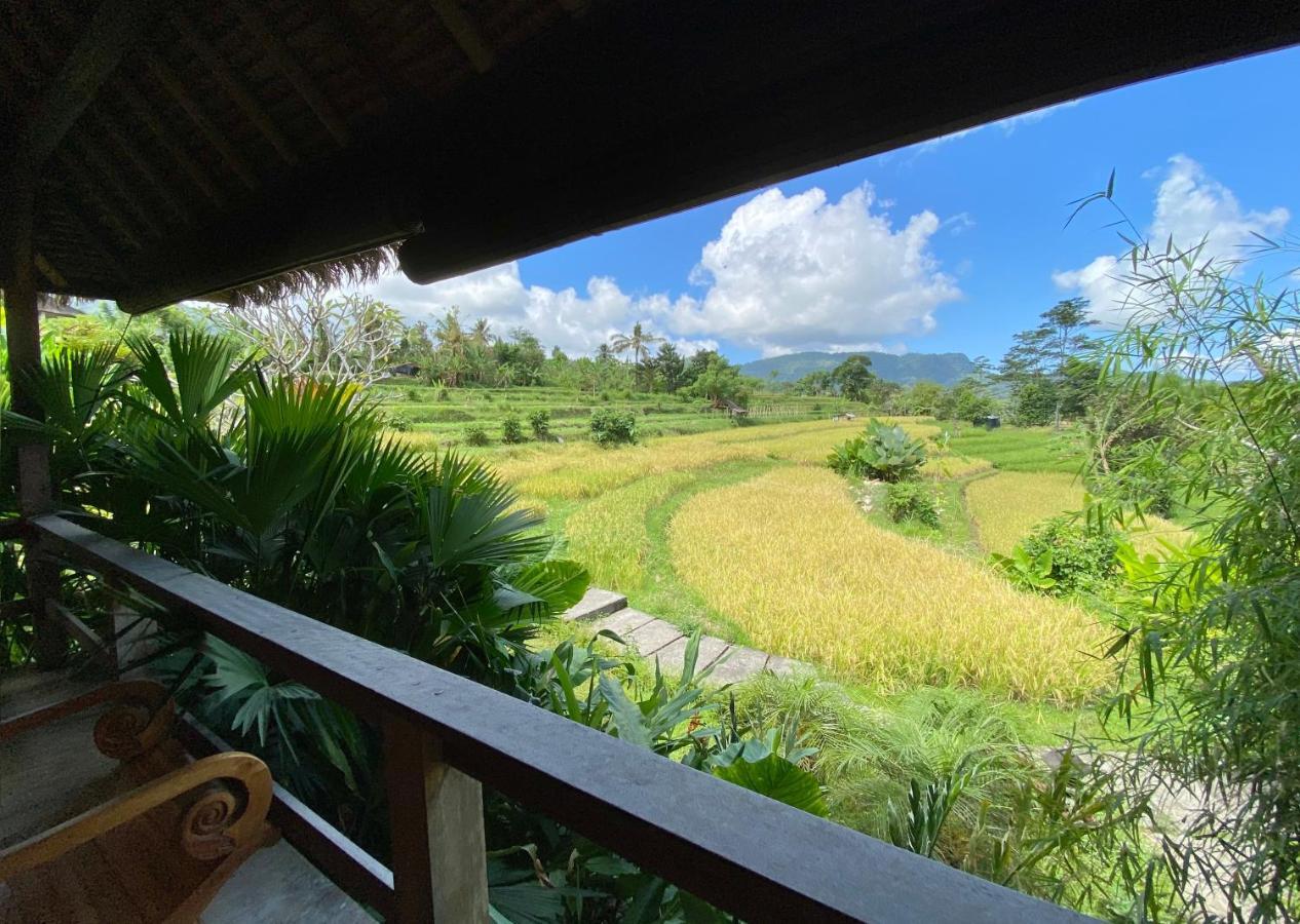Sawah Indah 3*