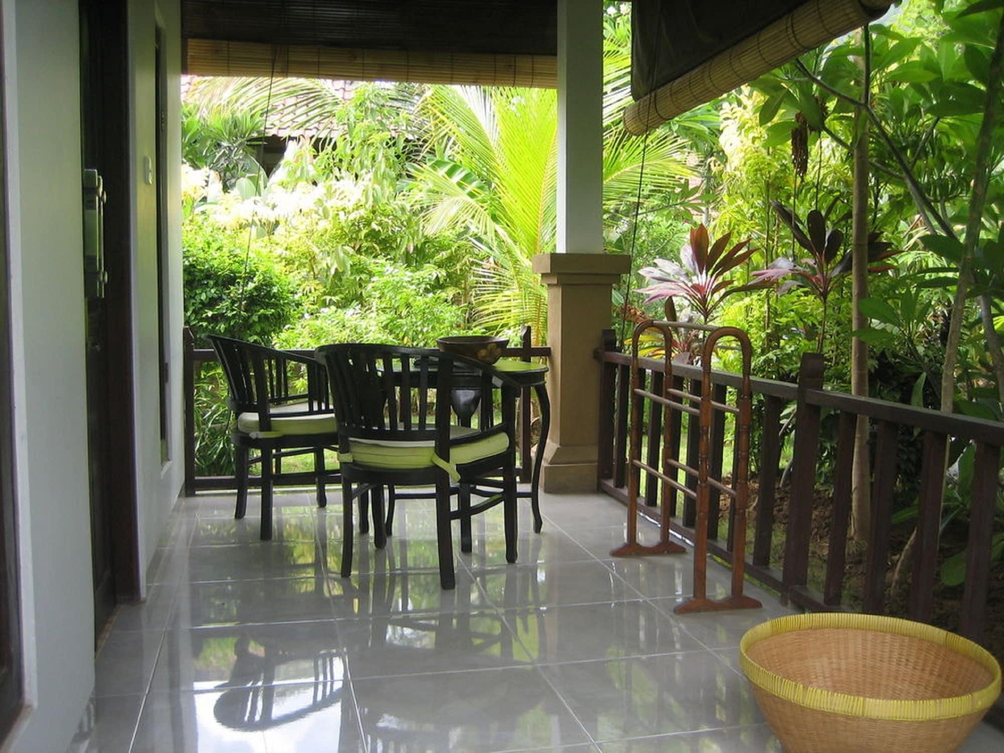 Harmony And 2* Amed (Bali)