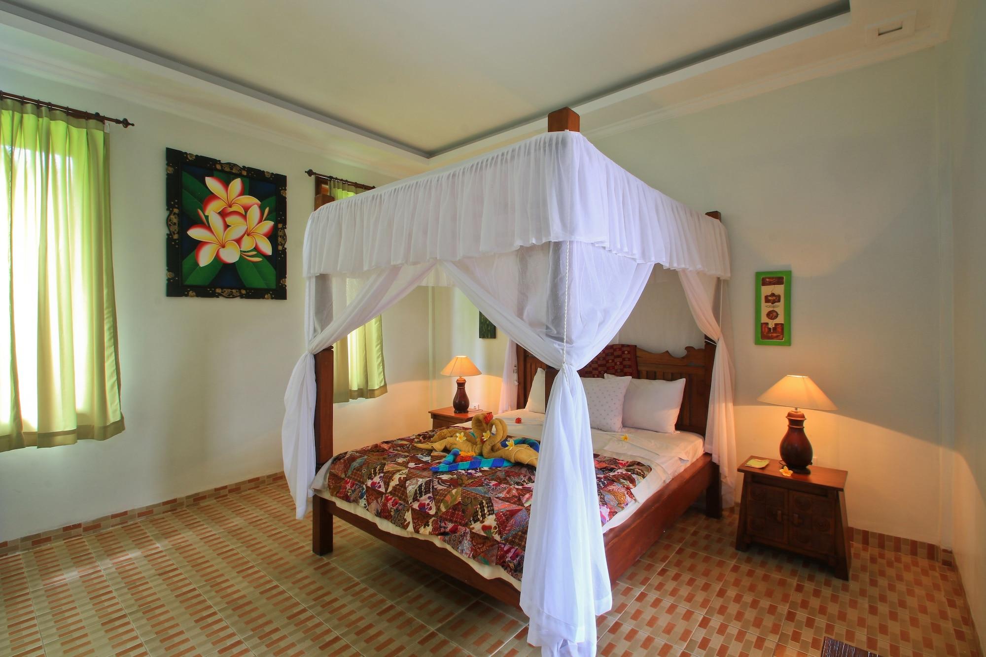 Harmony And 2* Amed (Bali)