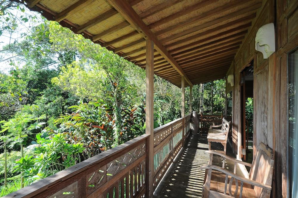 Bed & Breakfast Bali Lush 3*