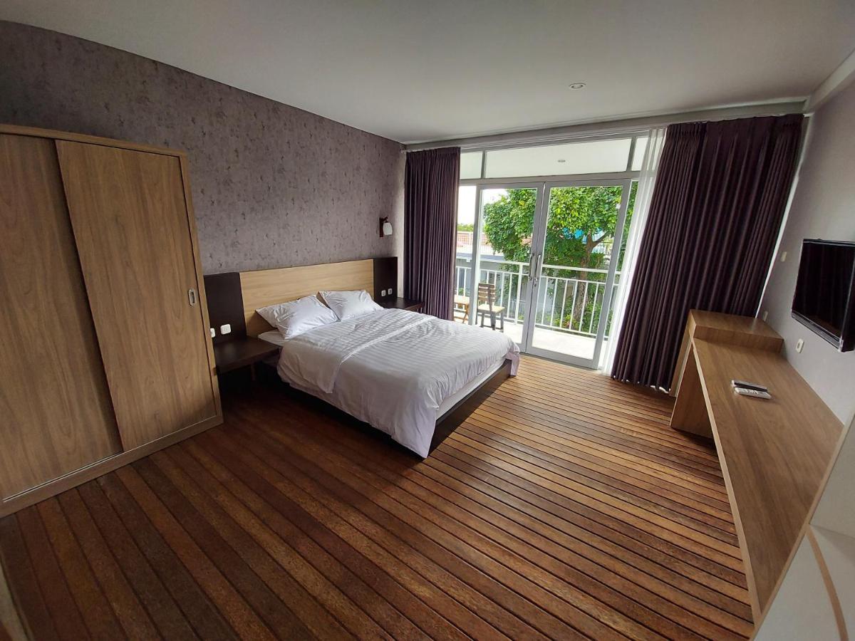 Lushy Hostel