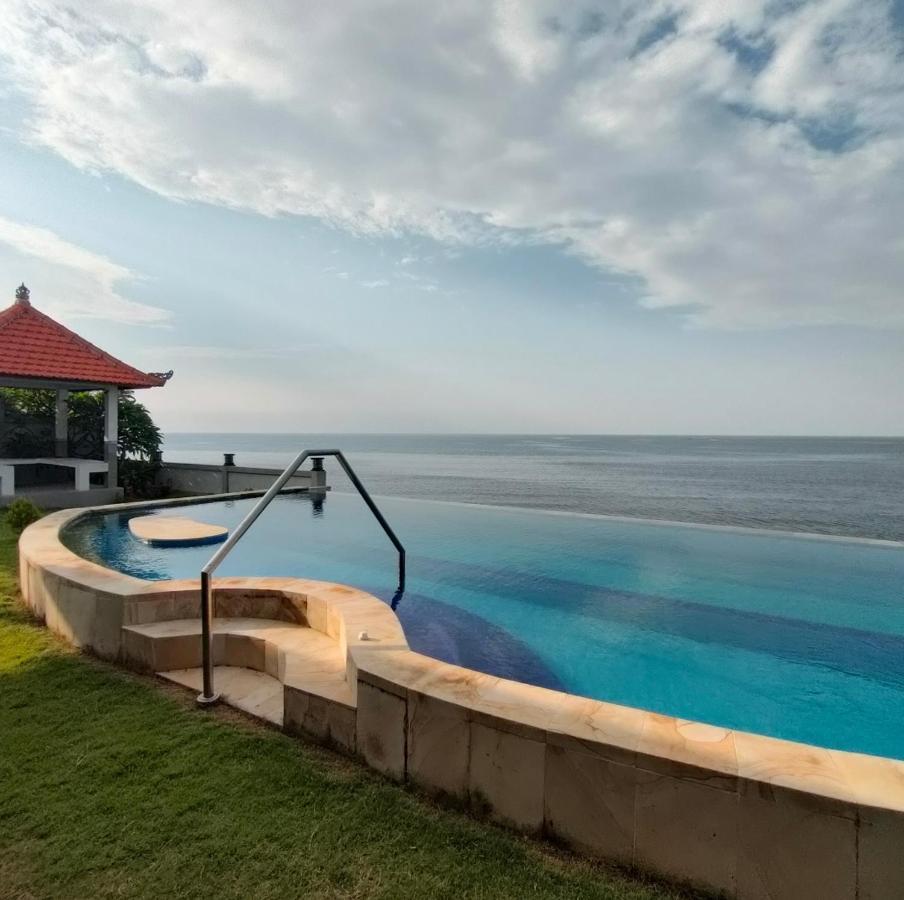 Coco Blu Villa *