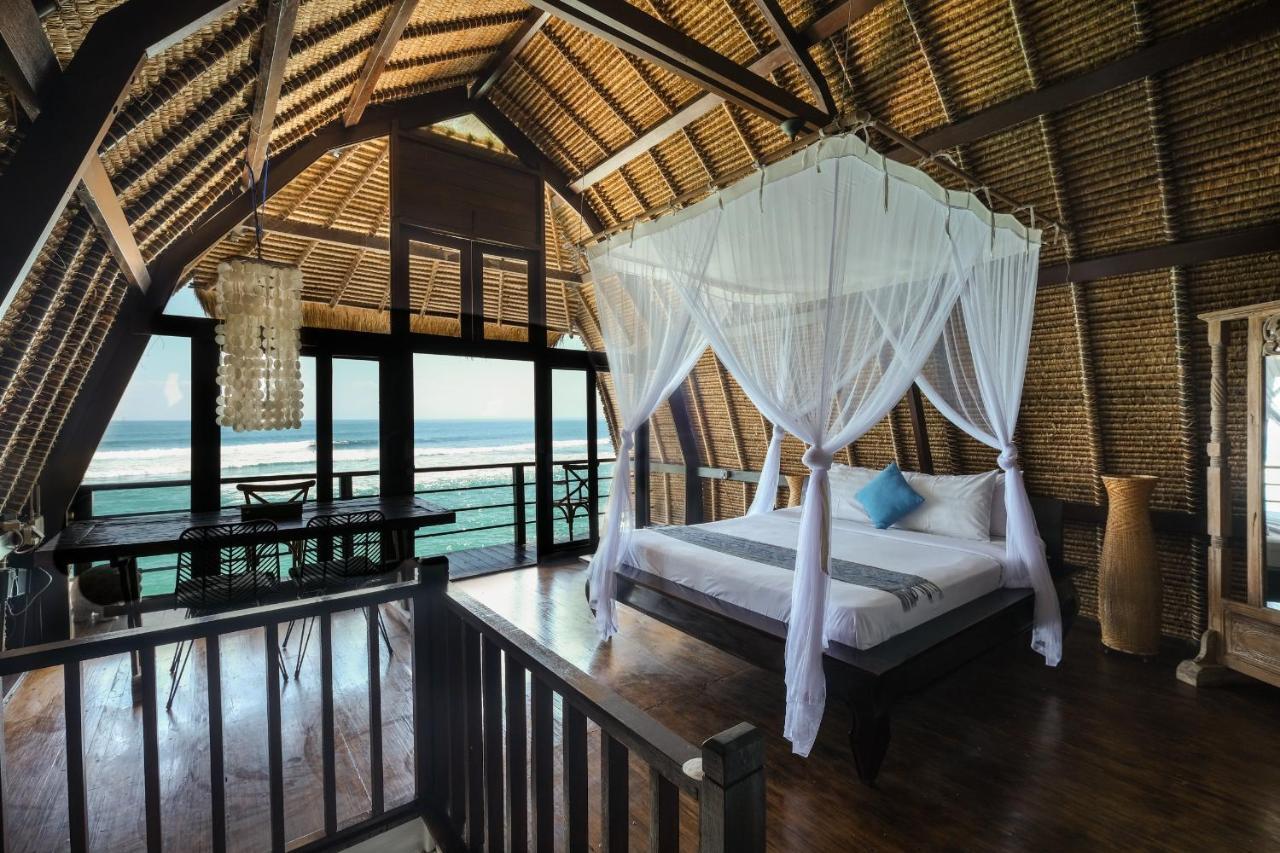 Rumah Elizabeth & Rumah Janneke Villa *
