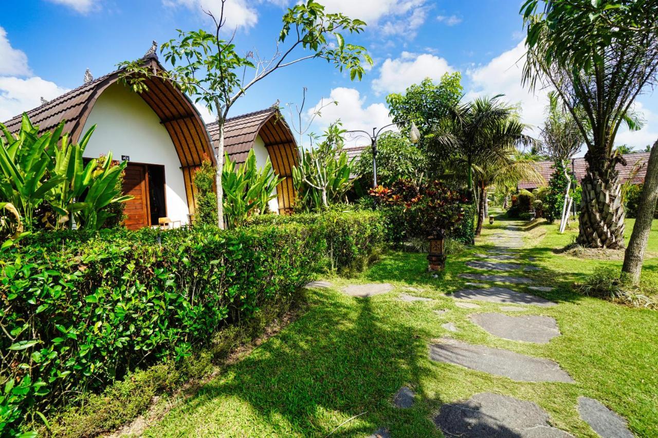 Adil & Taman liburan Ubud (Bali)