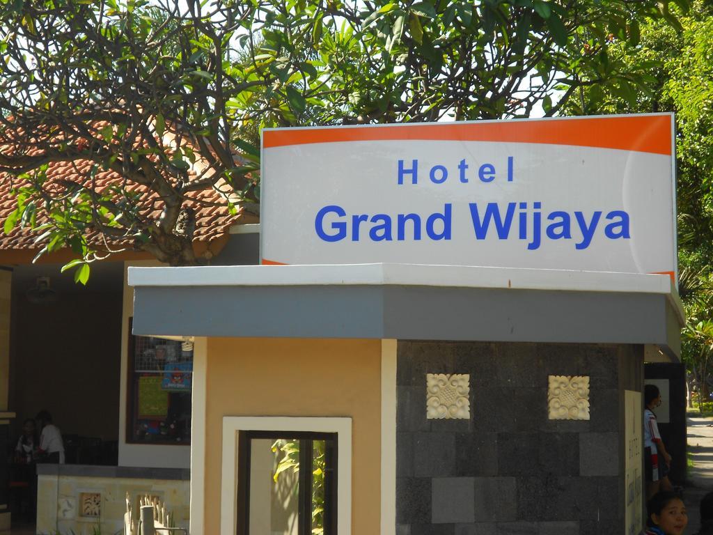Grand Wijaya Hotel 2*