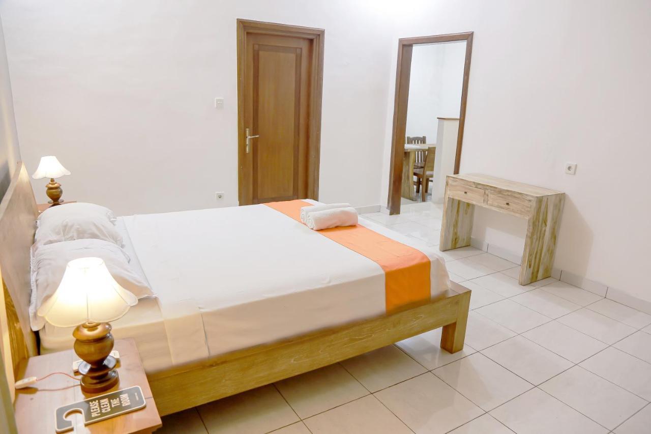 Guest house Orange Balangan 2*