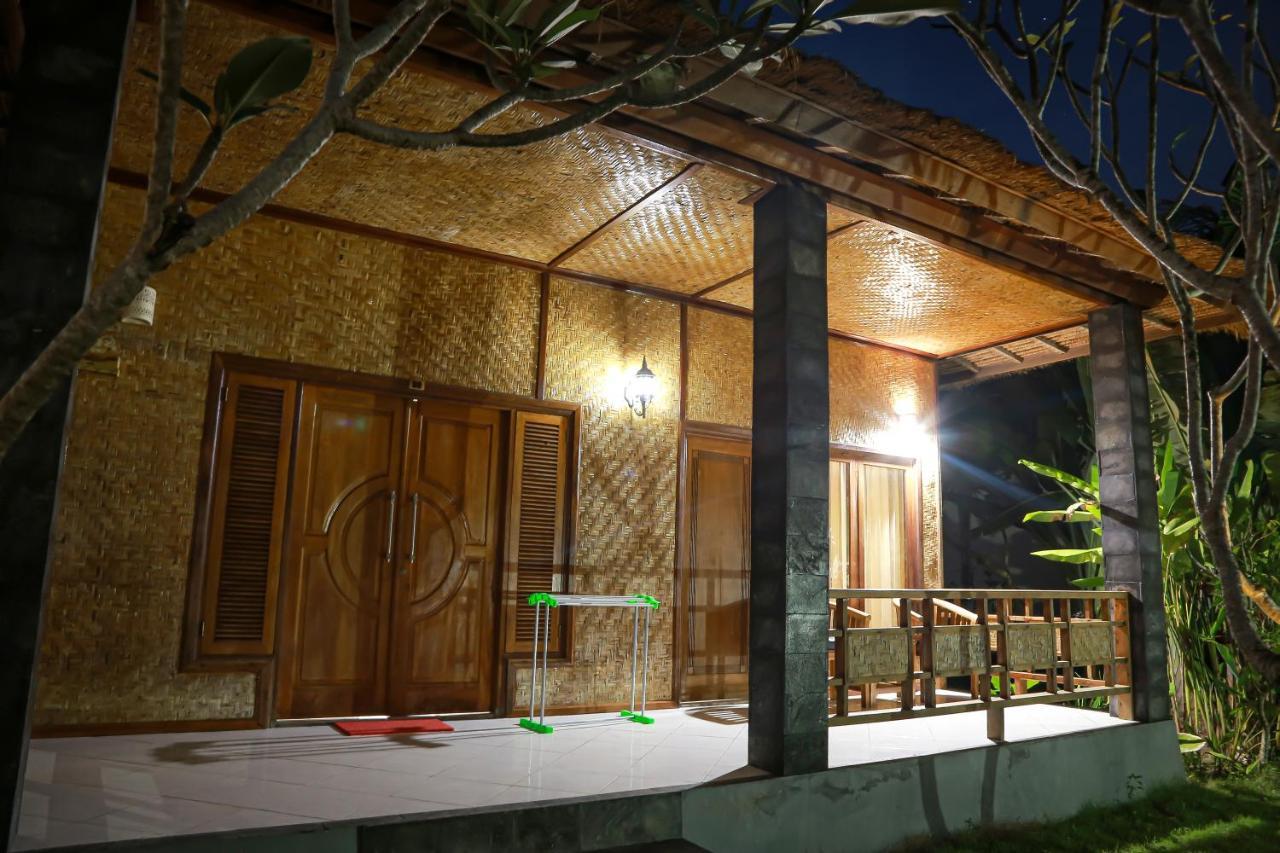 Orange Balangan Jimbaran (Bali)