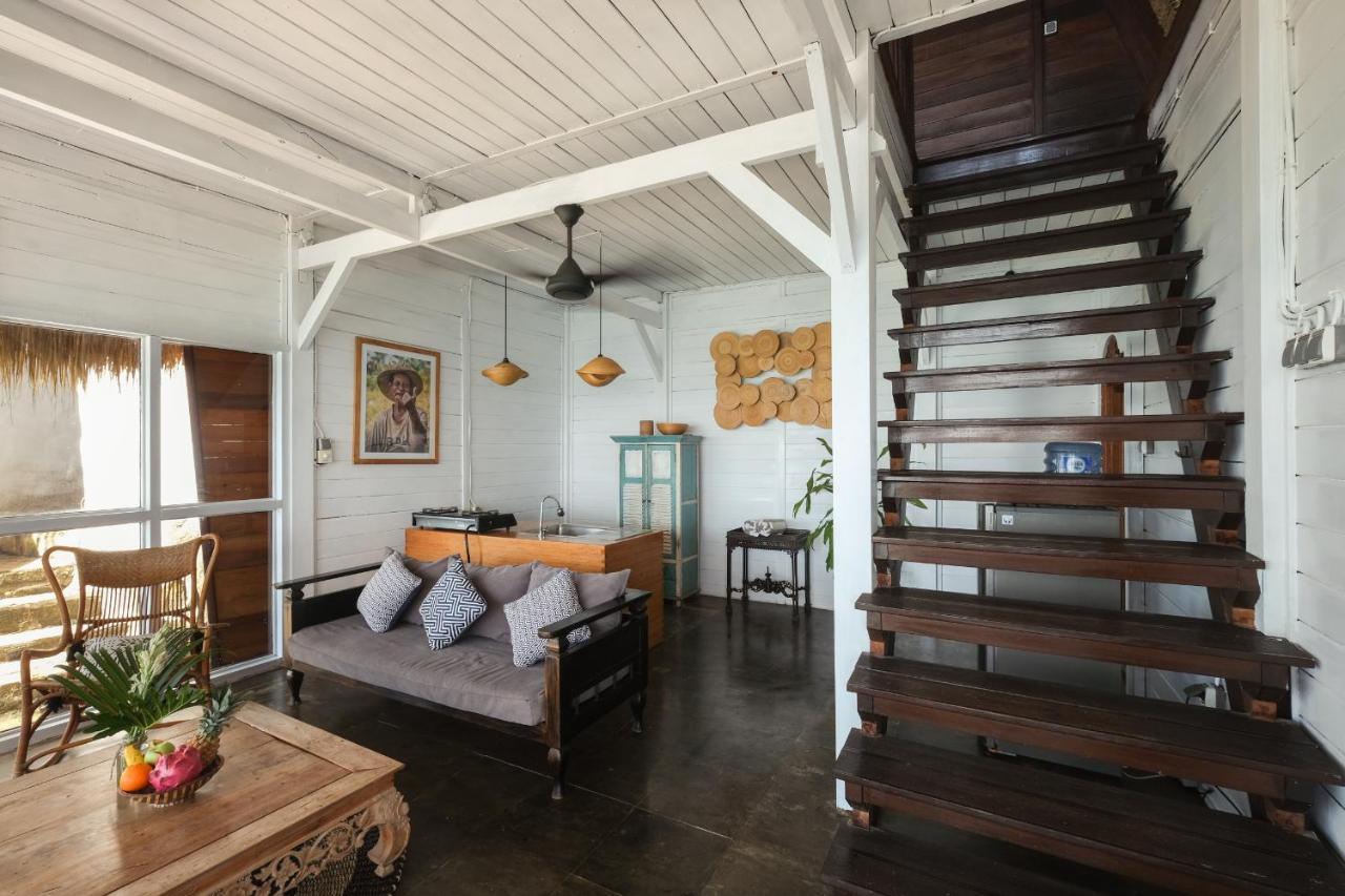 Rumah Elizabeth & Rumah Janneke Villa