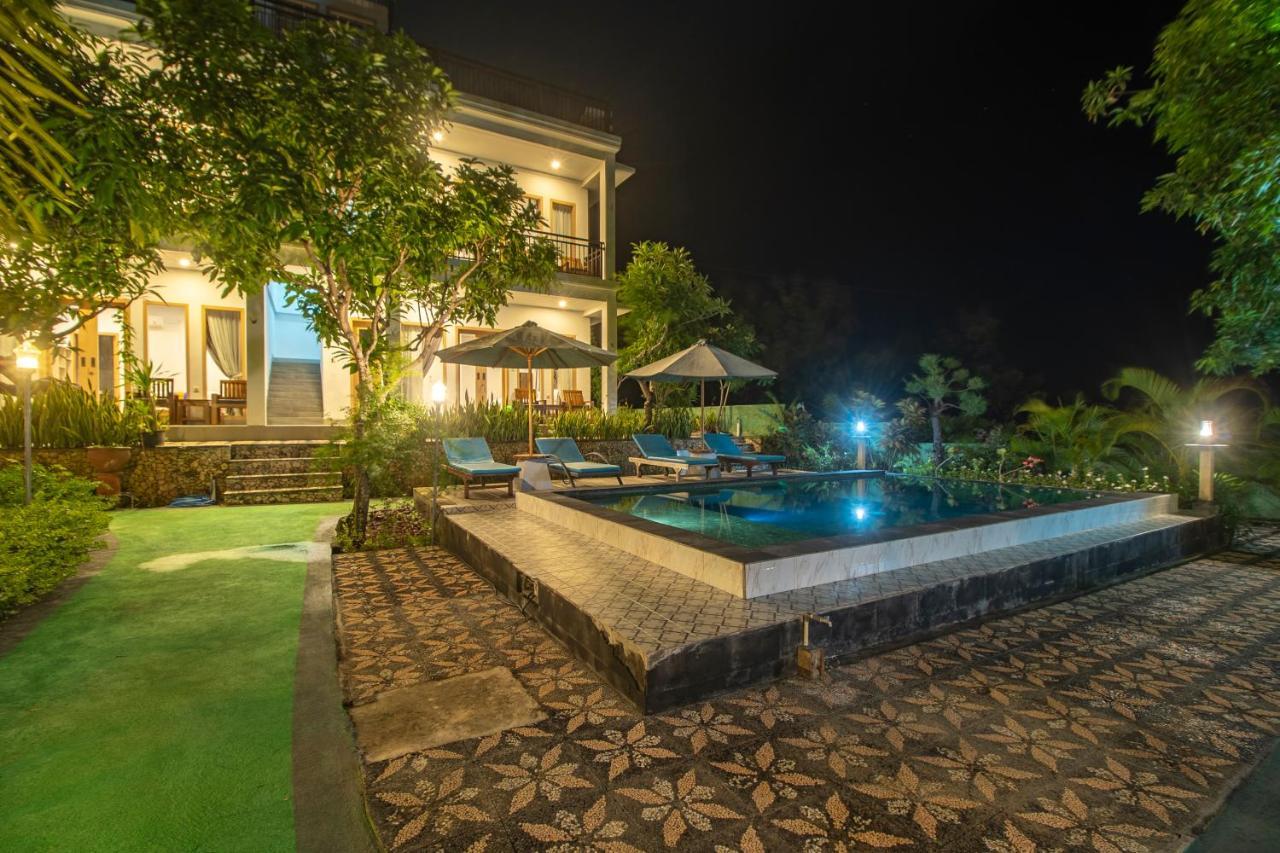 Govardhan Wisma tamu 3*