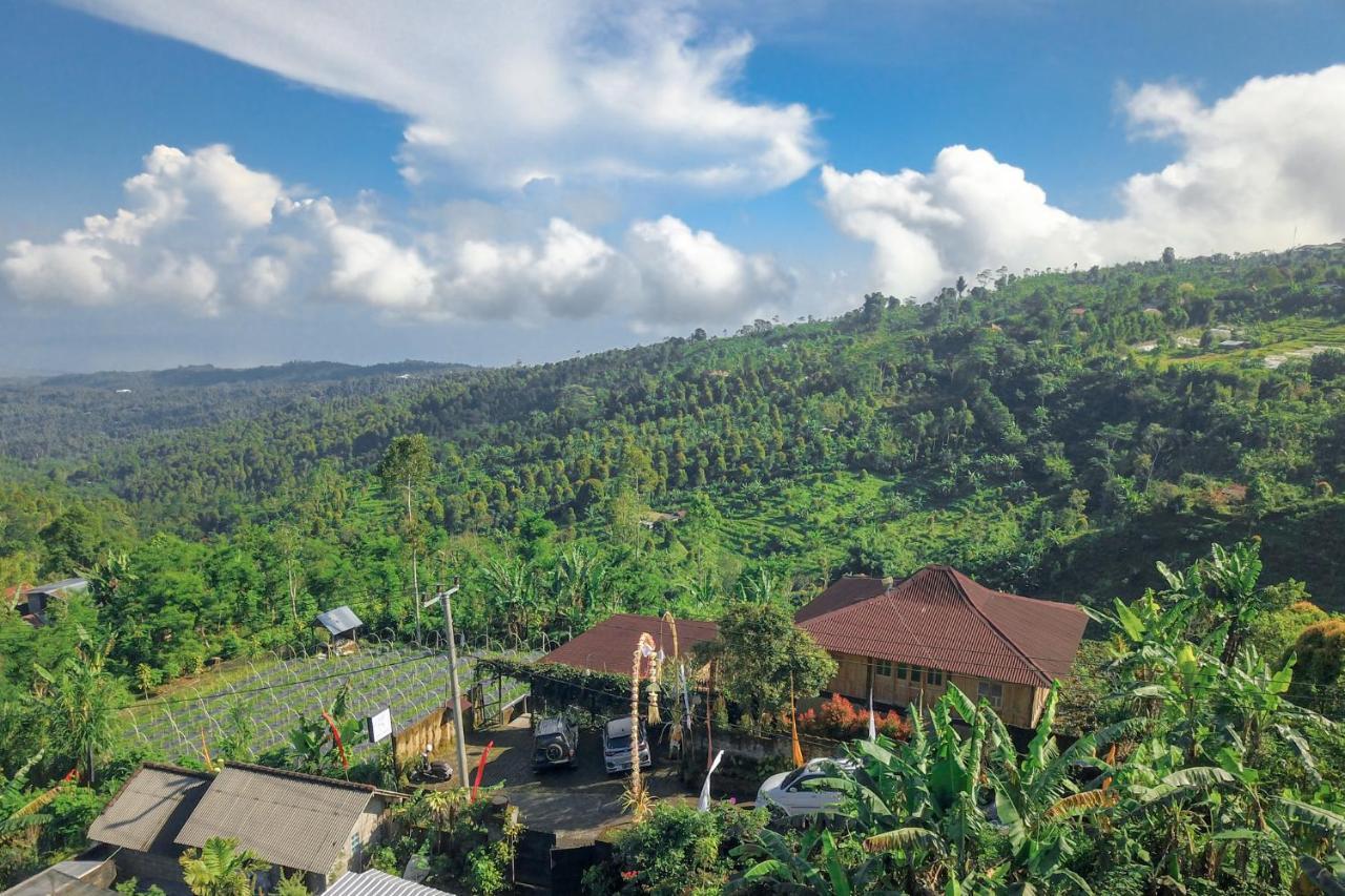 Kayukopi Villa *