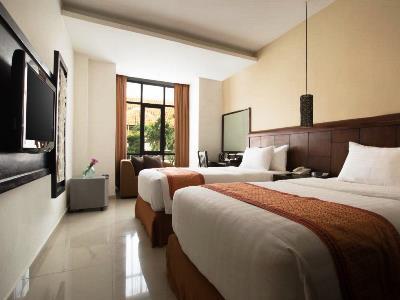 Hotel Kuta 4*