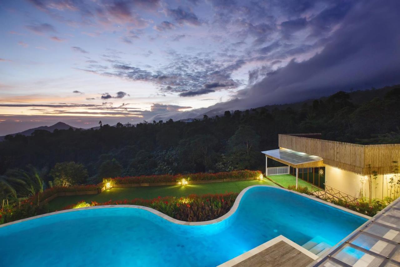 Giriwood & Munduk (Bali)