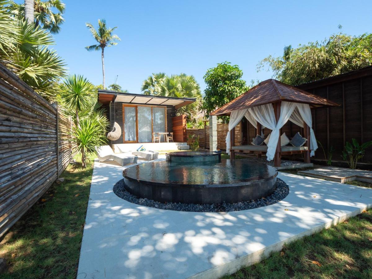 Octopus Villa