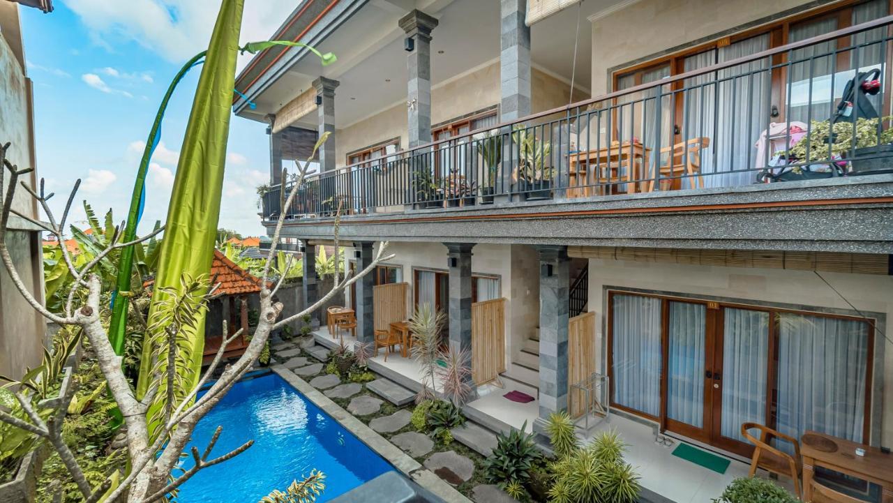 Guest house The Village Sandat