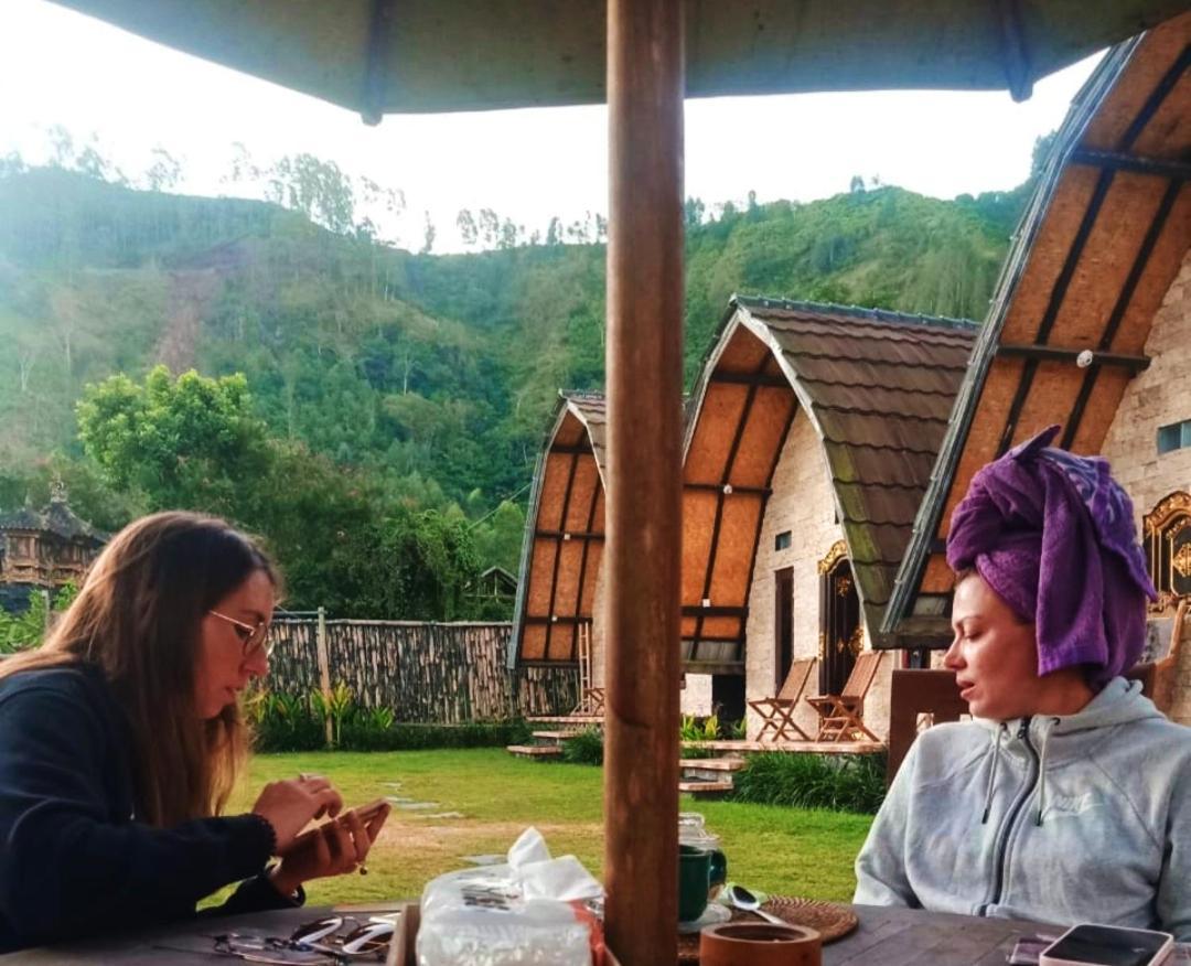 Hostel Bunbulan Hill And *