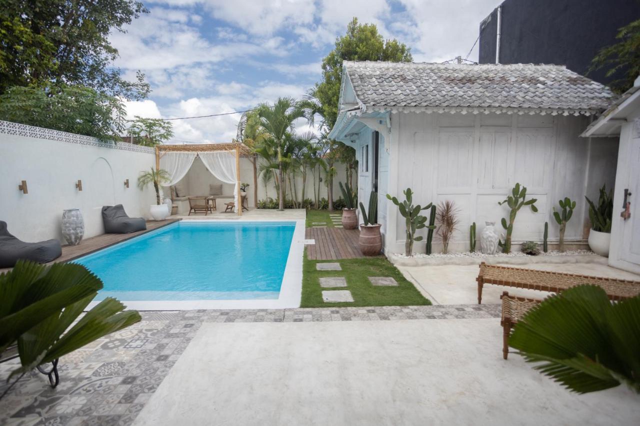 Hostel Gypsy Moon Bali *