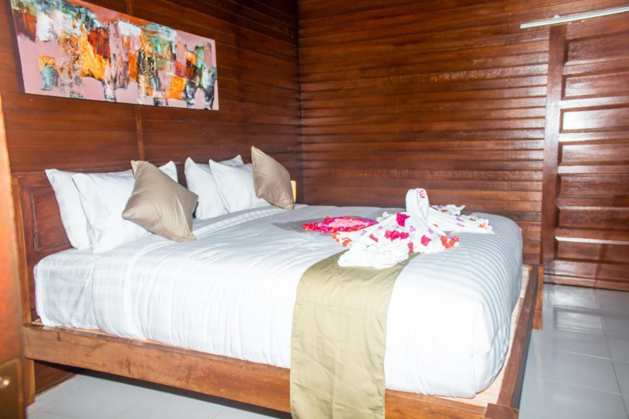 Kurnia & Guest house Toyapakeh