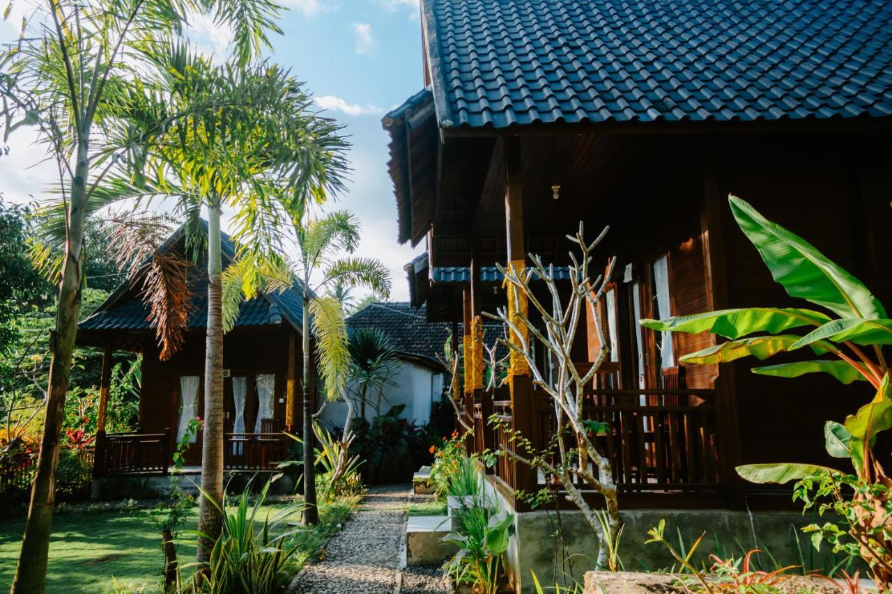 Guest house Kurnia & Toyapakeh