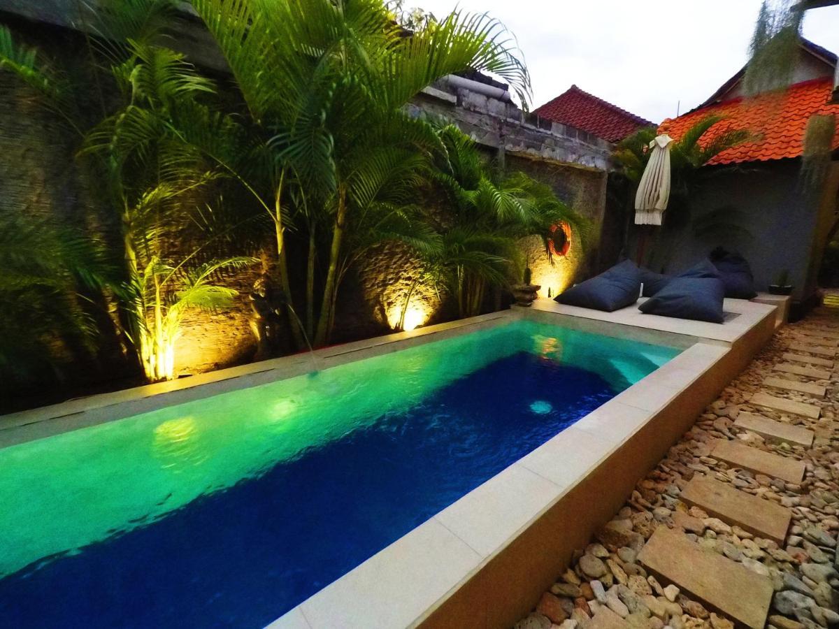 Tropical Garden 2*