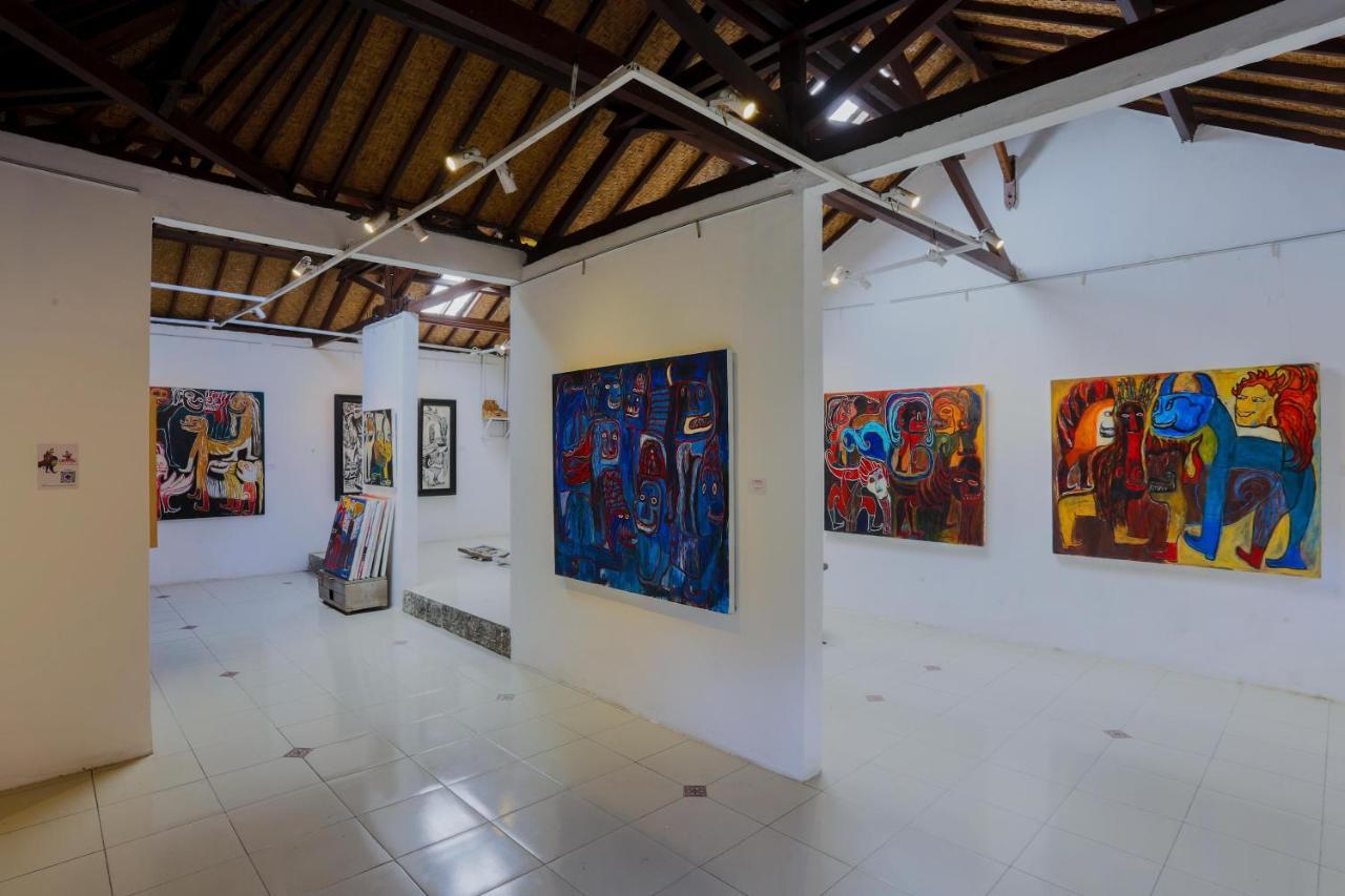 Guest house Rumah Paros & Gallery 3*