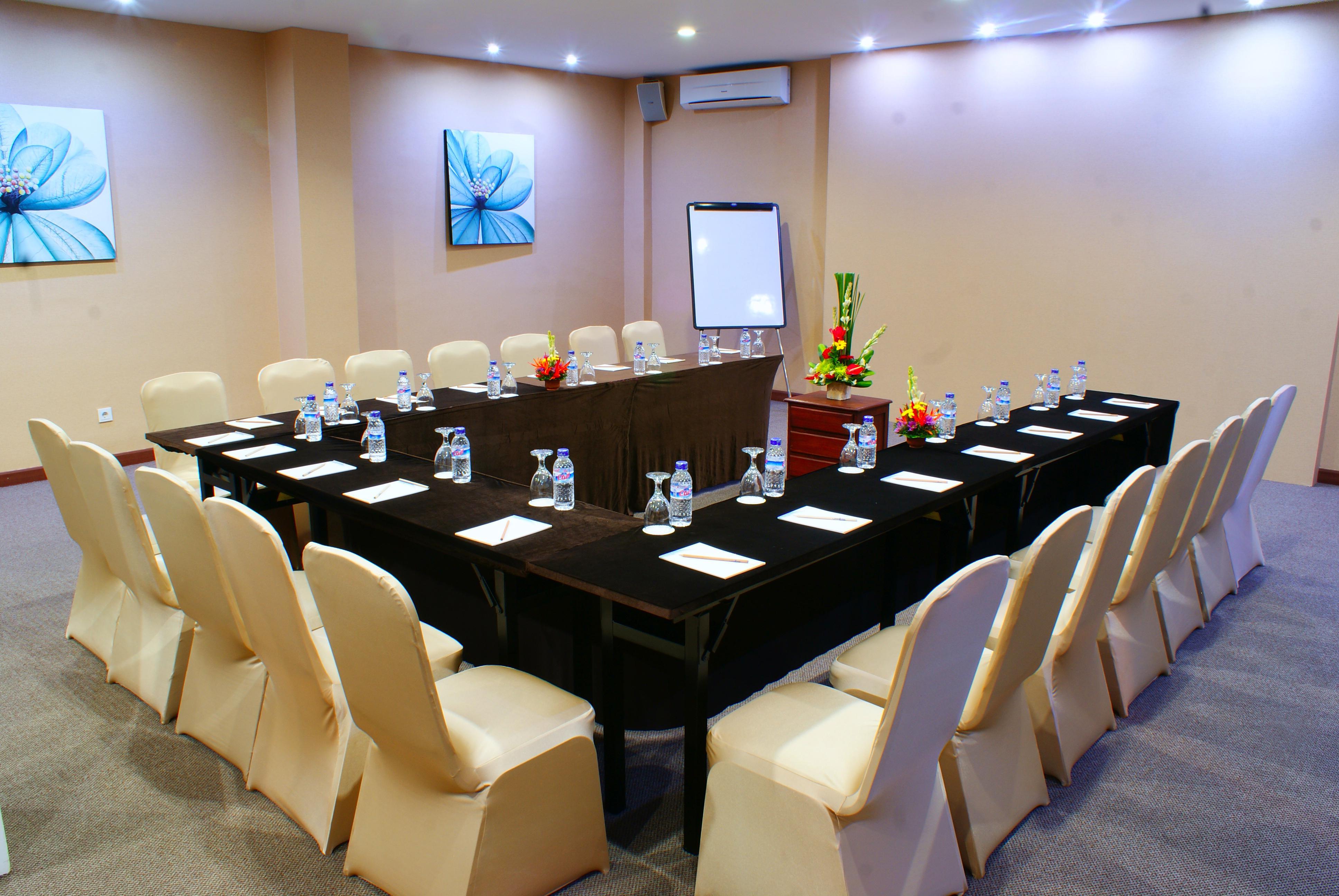 Aparthotel Umalas &
